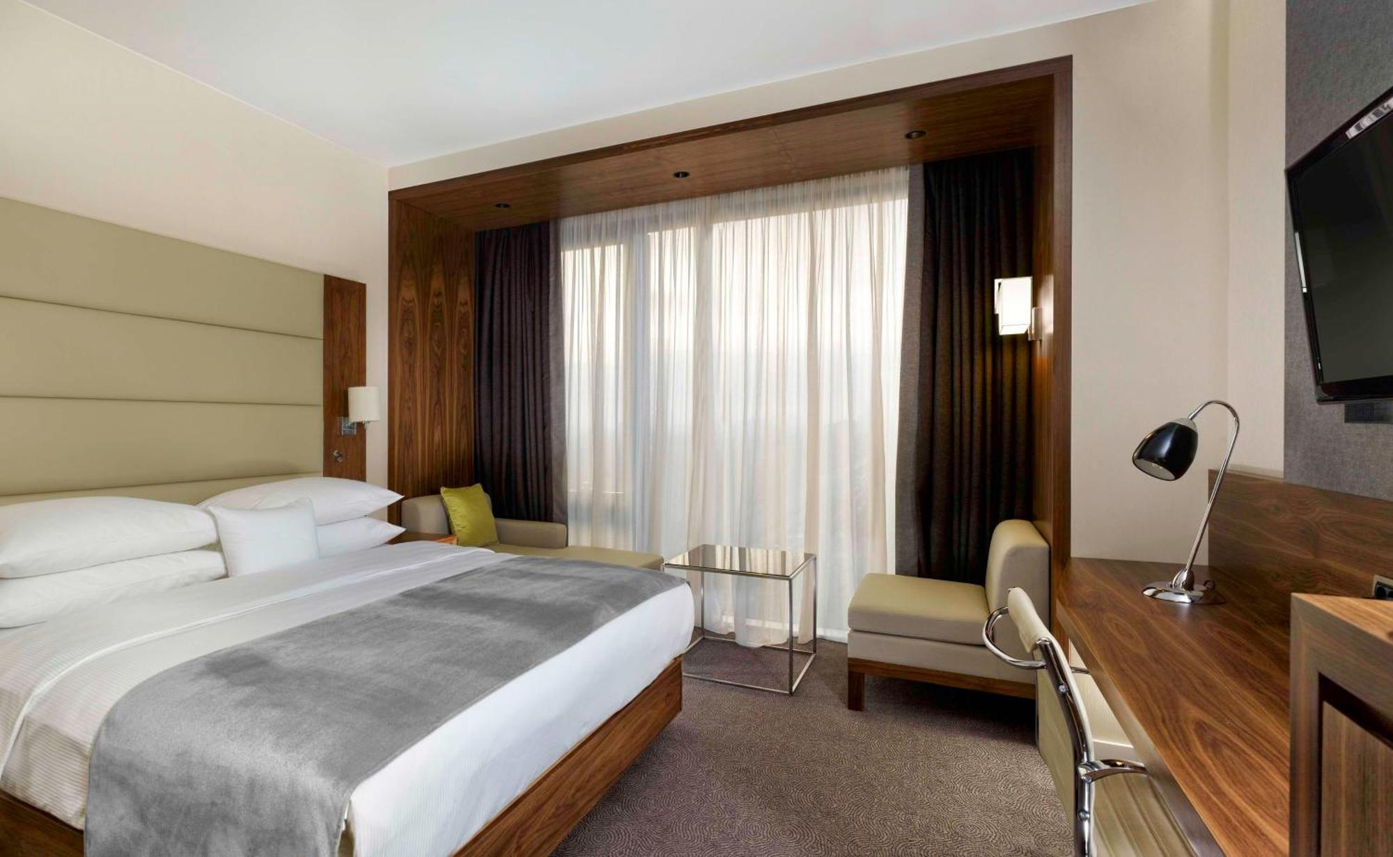 King Guest Room