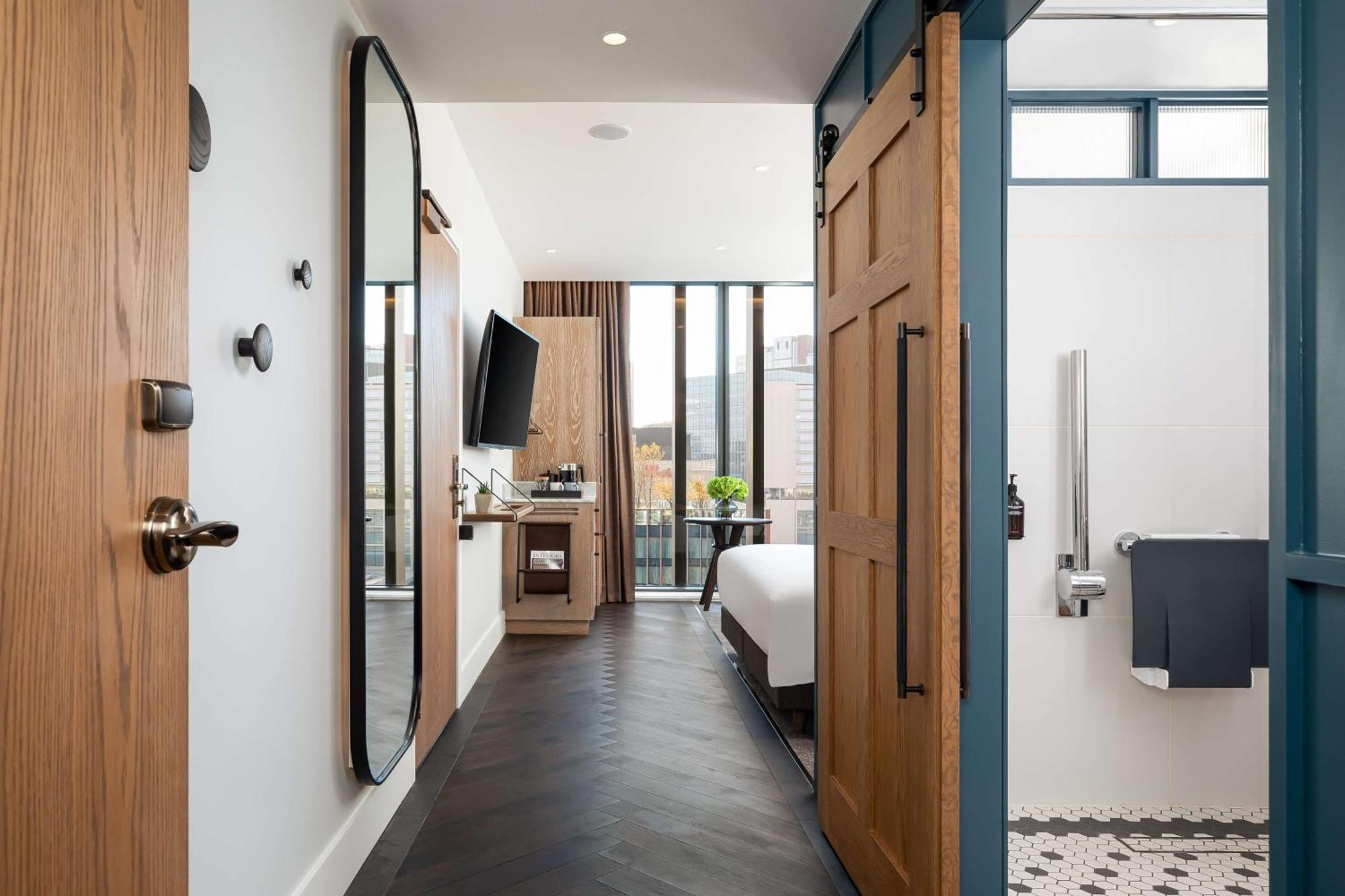 King Room Mobility Accessible