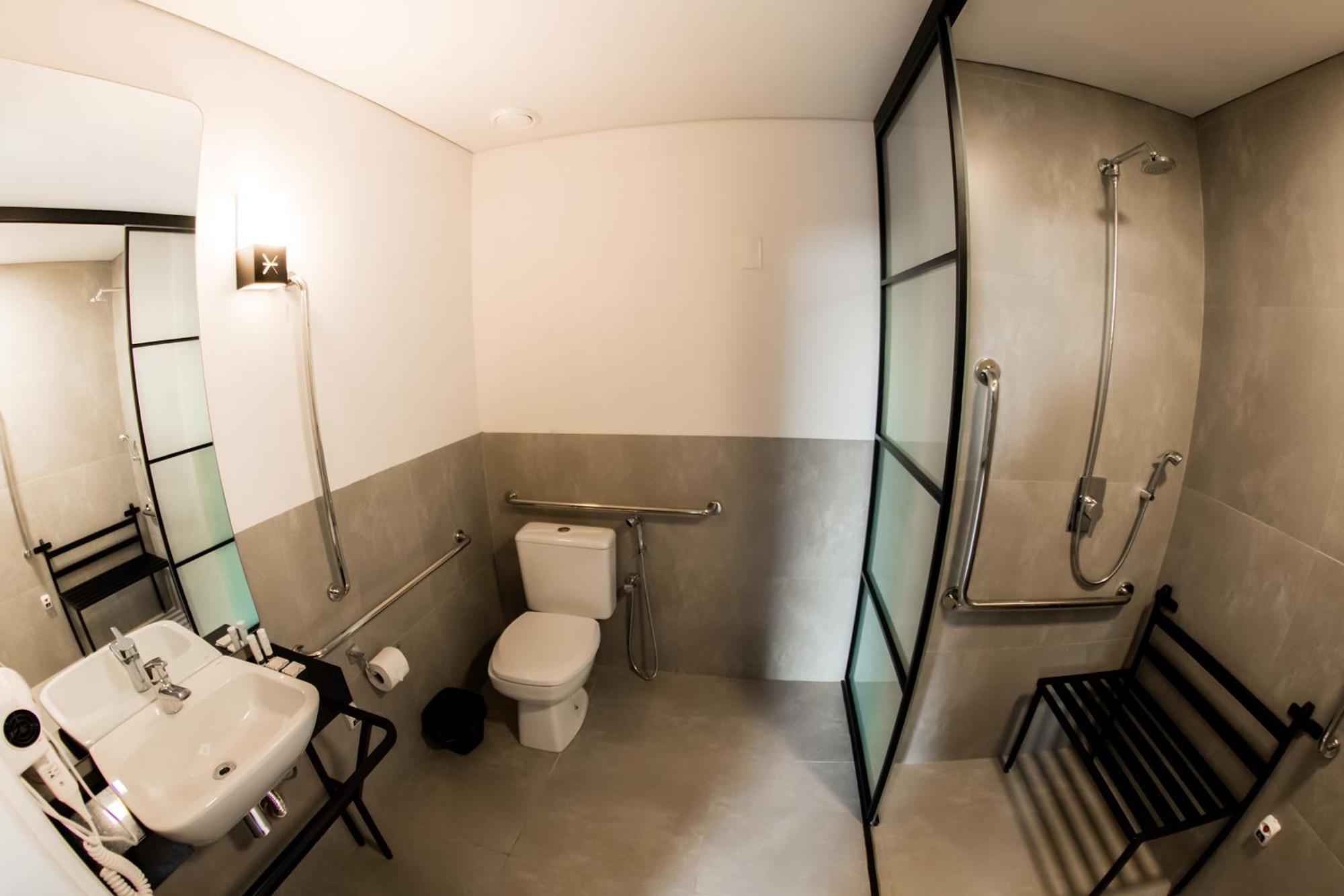 Queen Room Disability Access