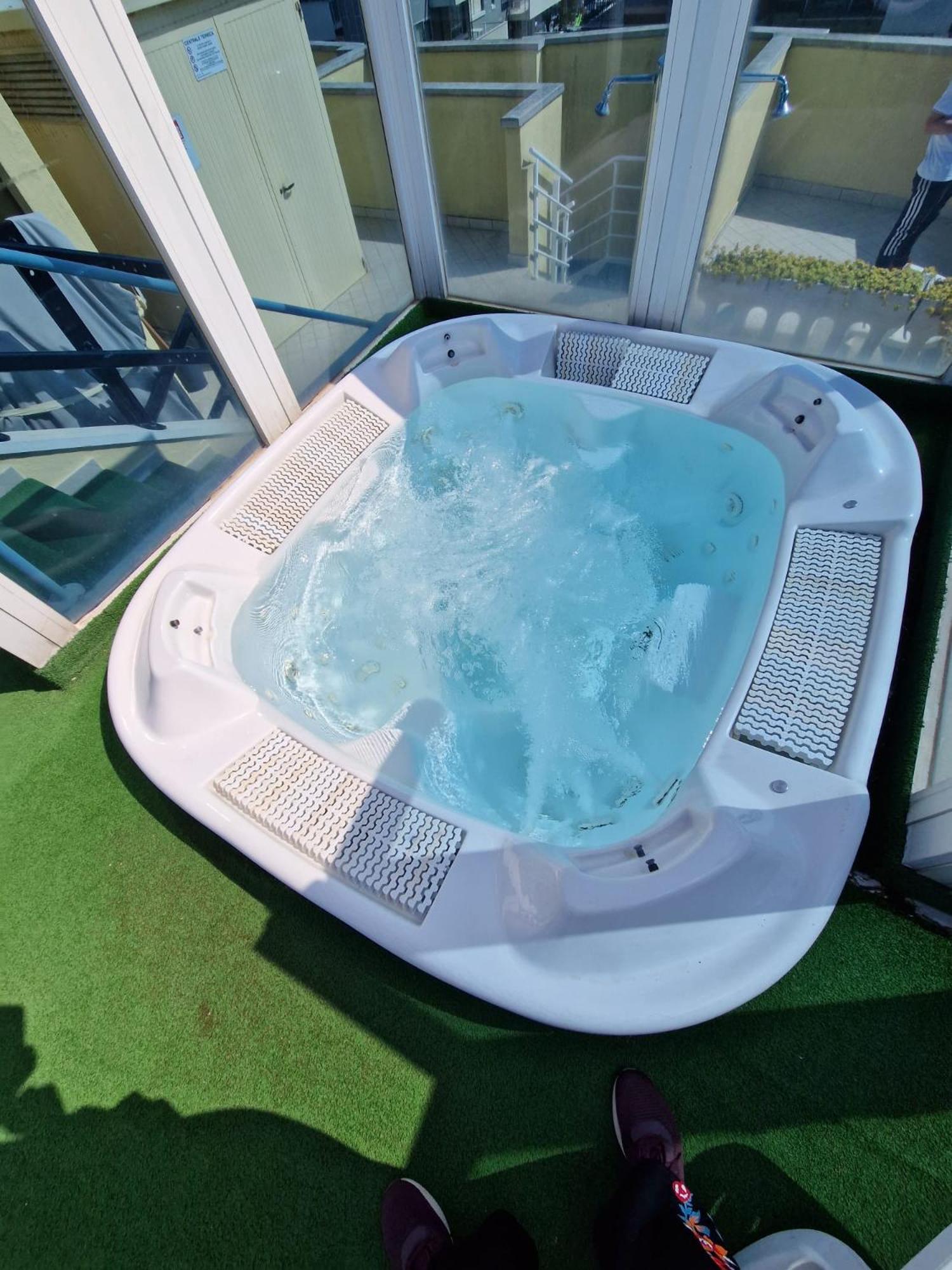Double or Twin Room Balcony