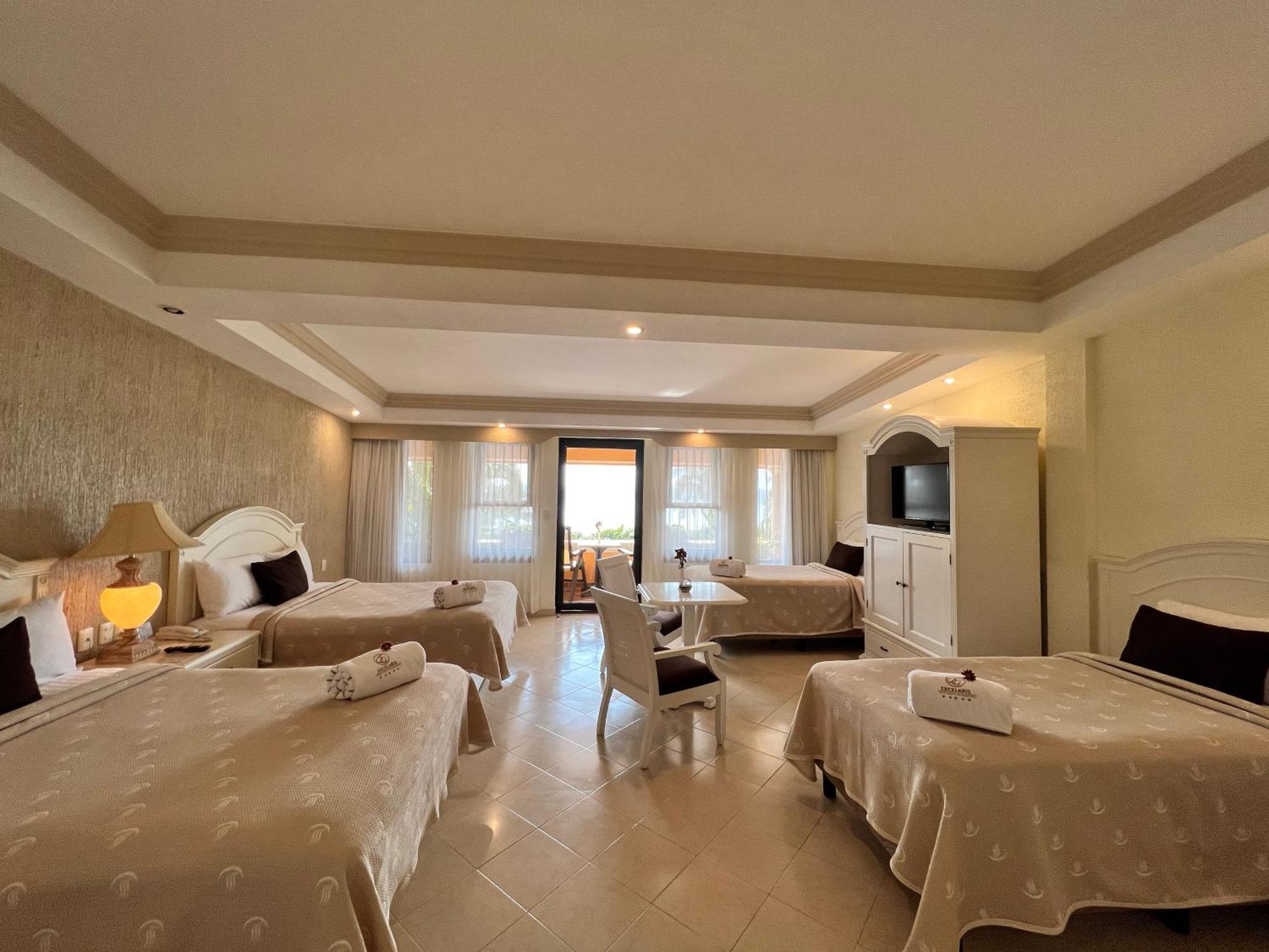 Habitación Familiar con vistas al lago