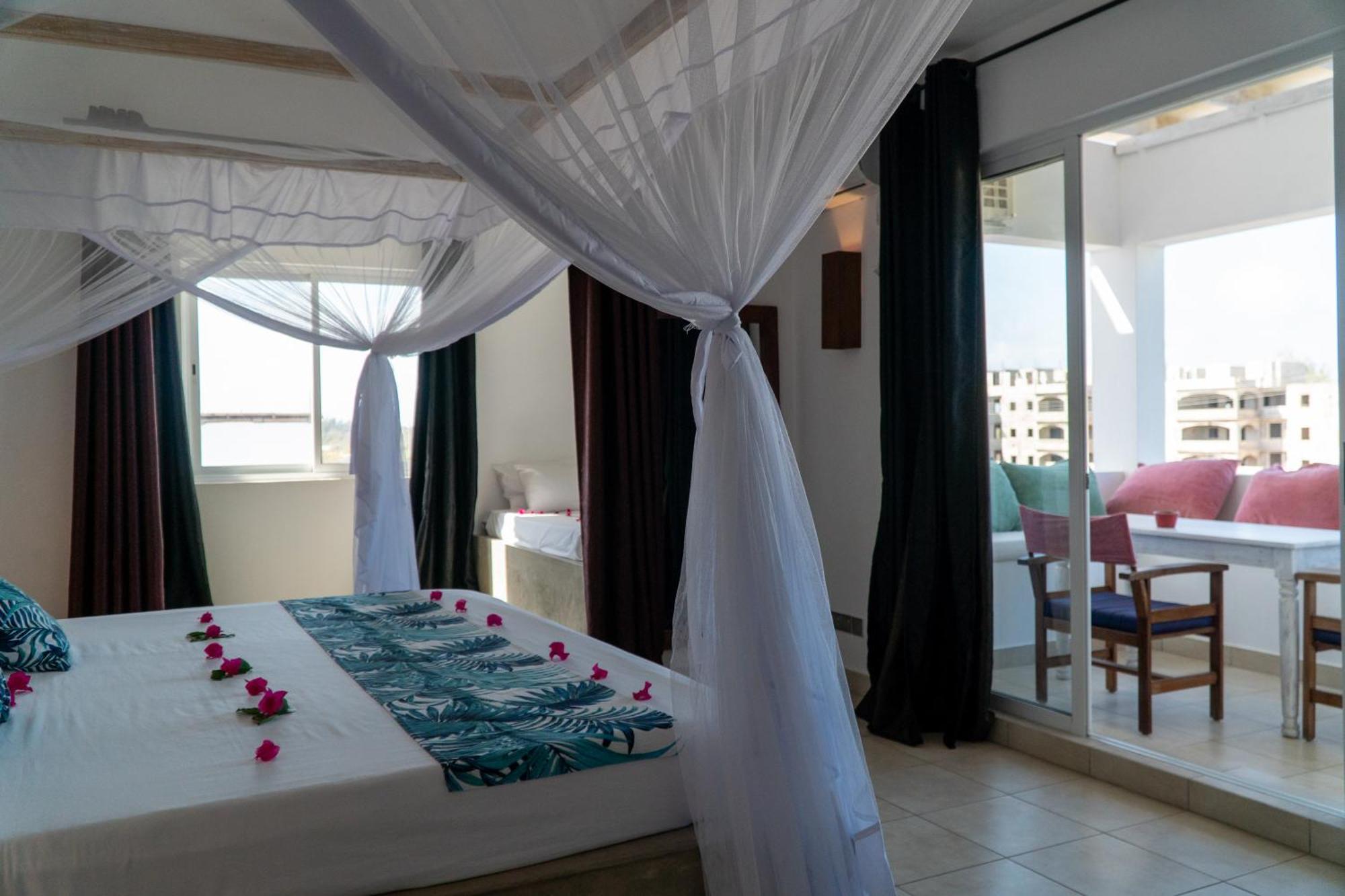 Family Room Side Sea View