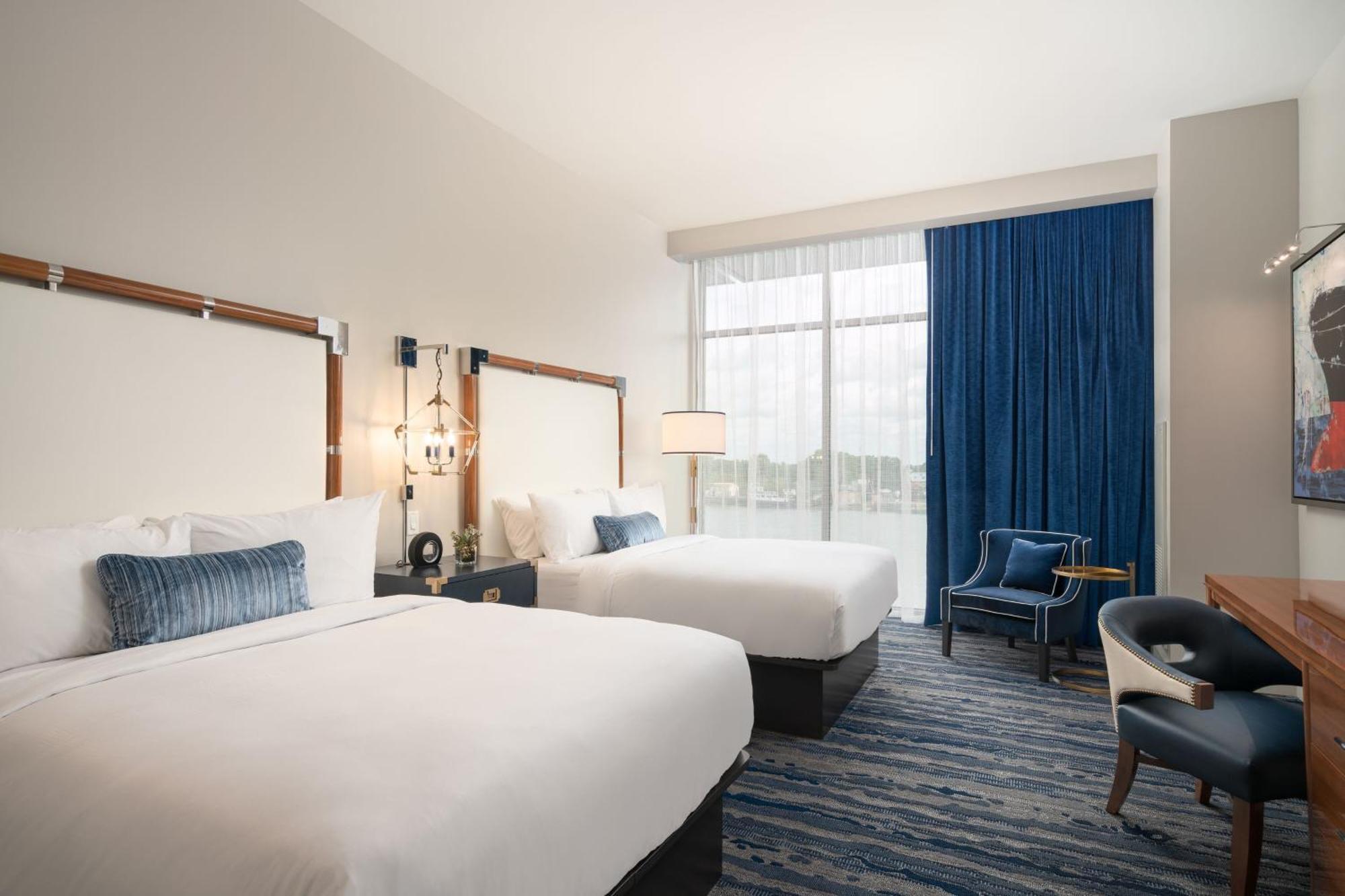 Queen Room Two Queen Beds River View