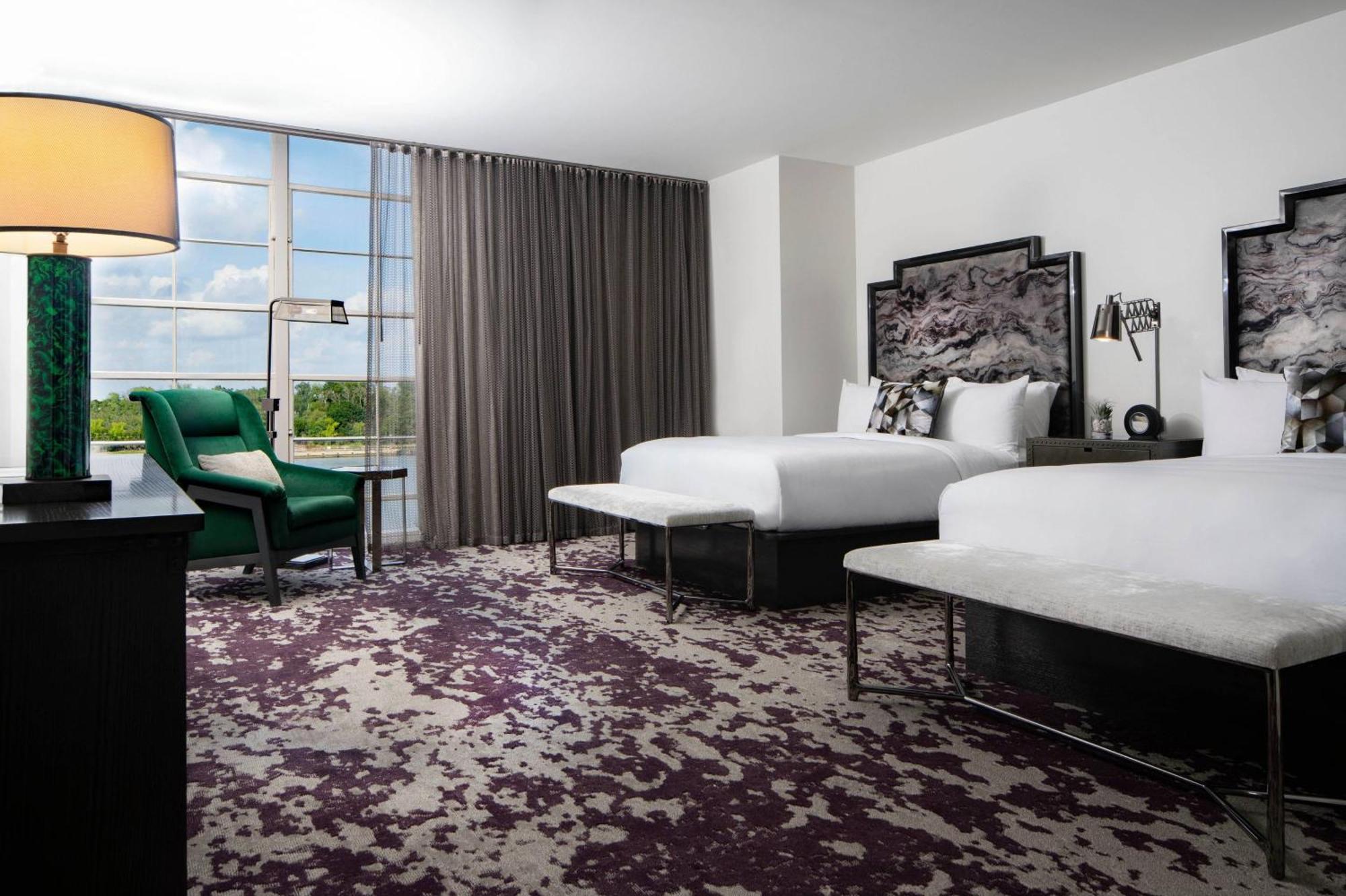 Queen Room Two Queen Beds River View