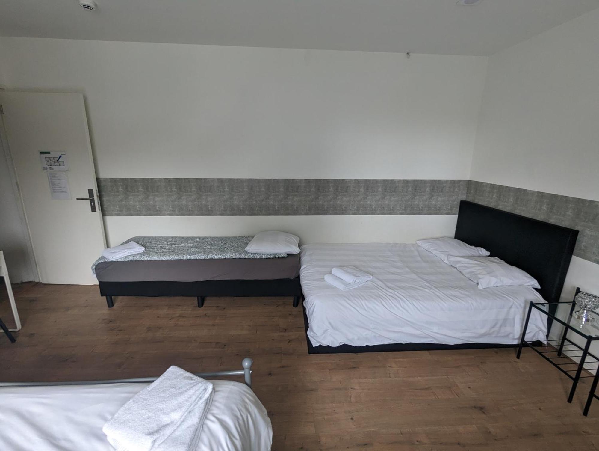 Family Room,1554286441:JPEG