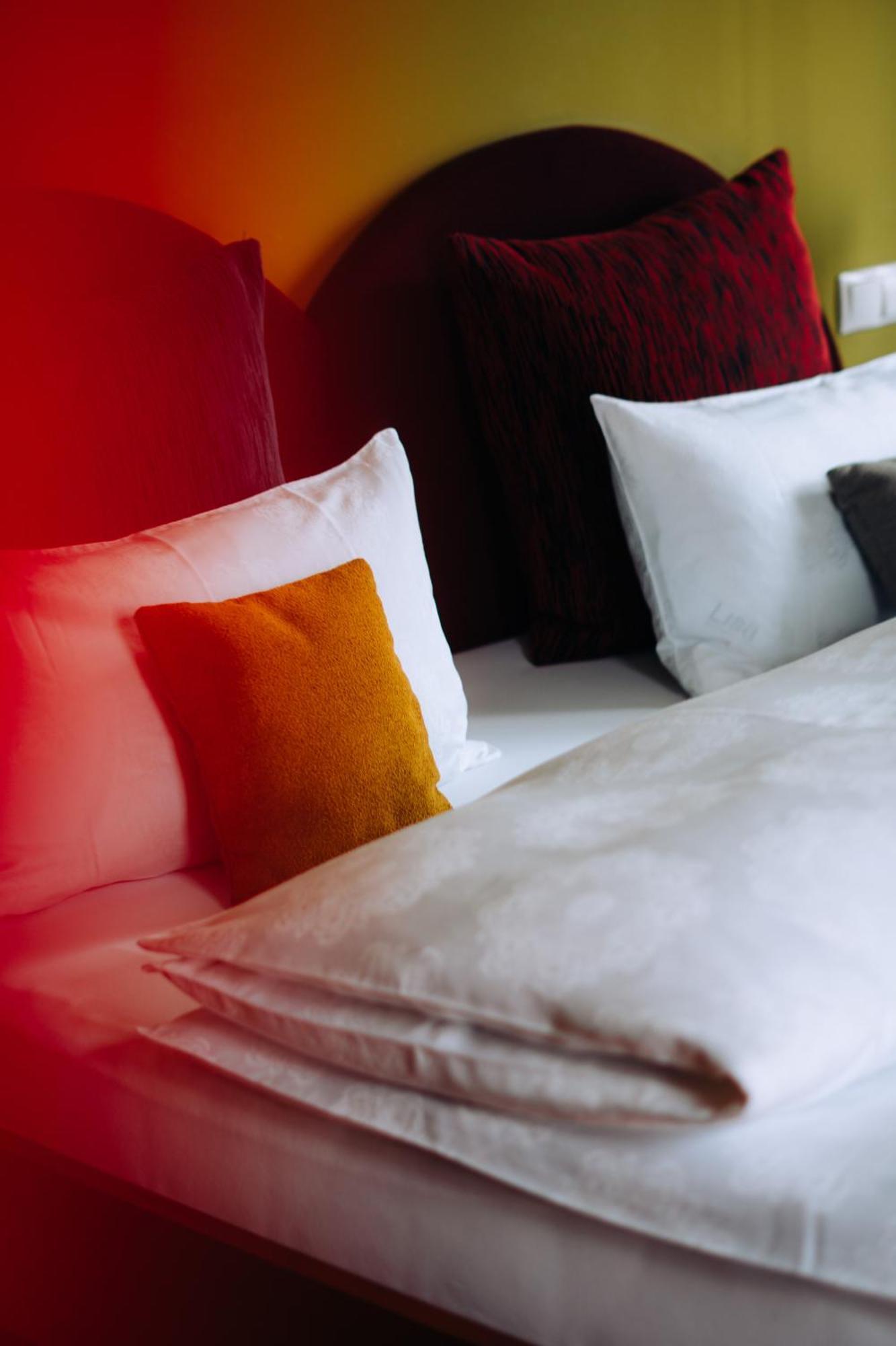 Doppelzimmer mit Balkon