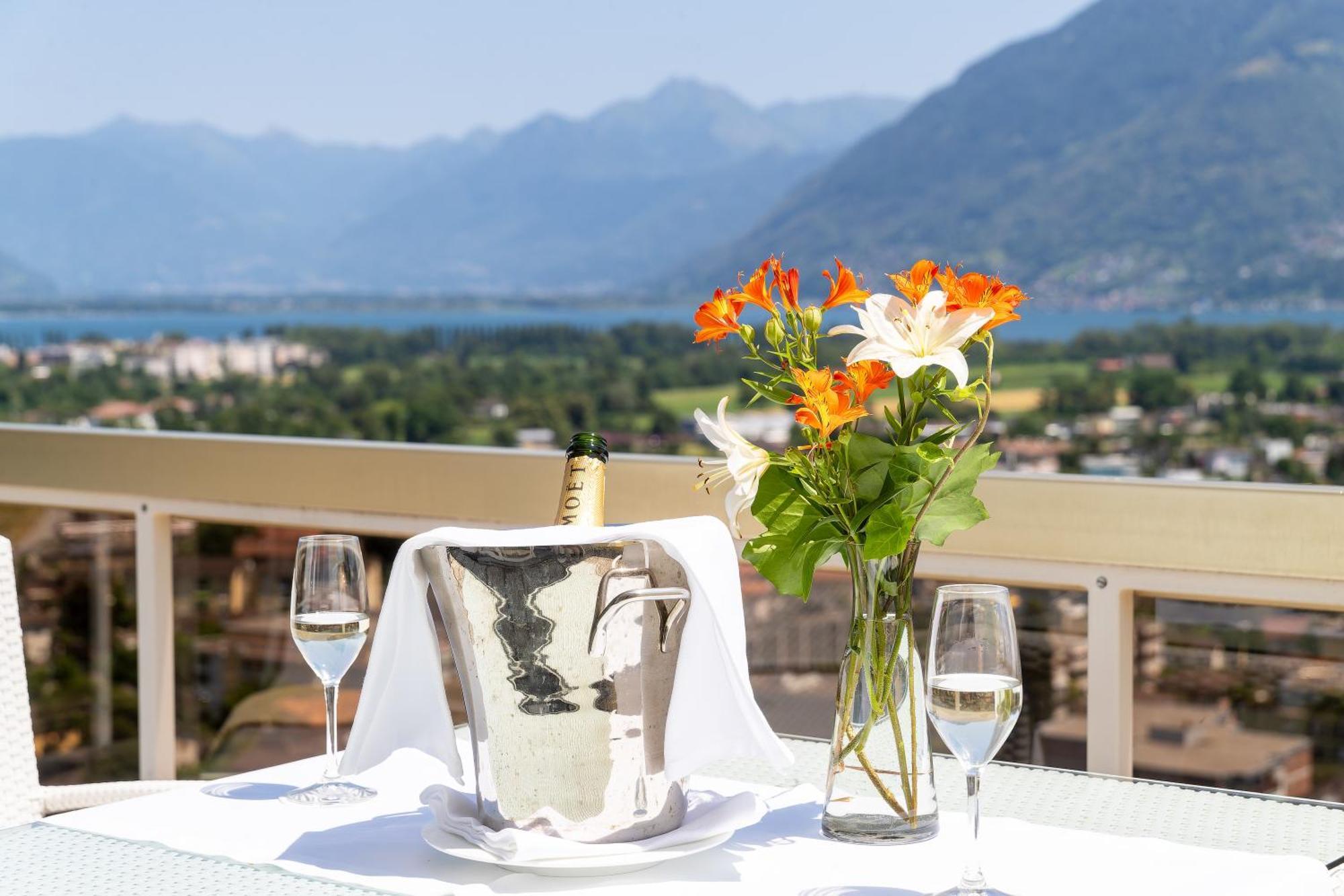 Deluxe Double Room Terrace Lake View