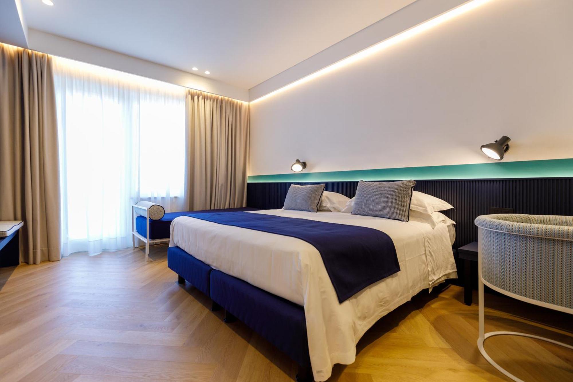 Deluxe Double or Twin Room Balcony