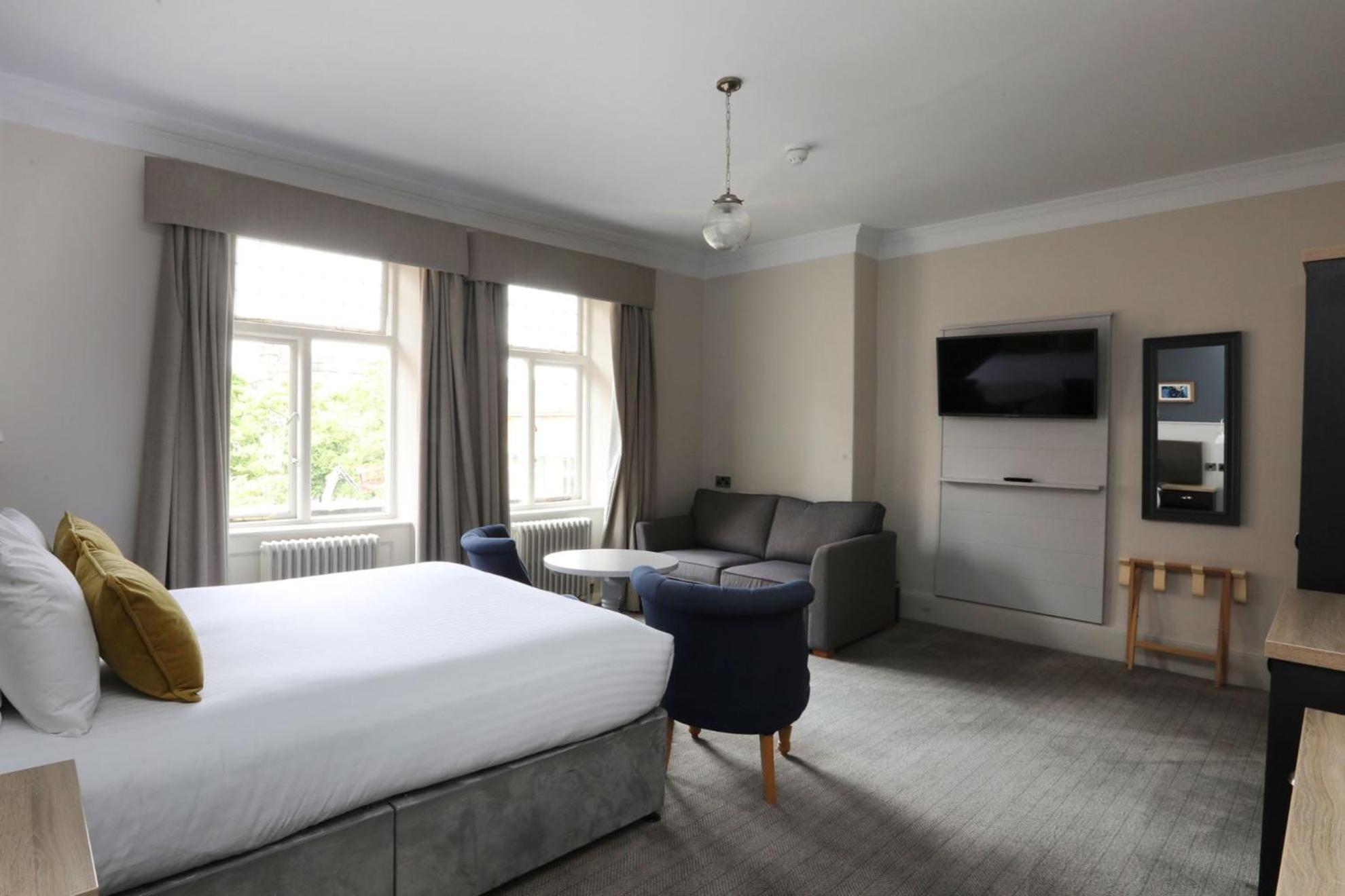 Feature Double Room