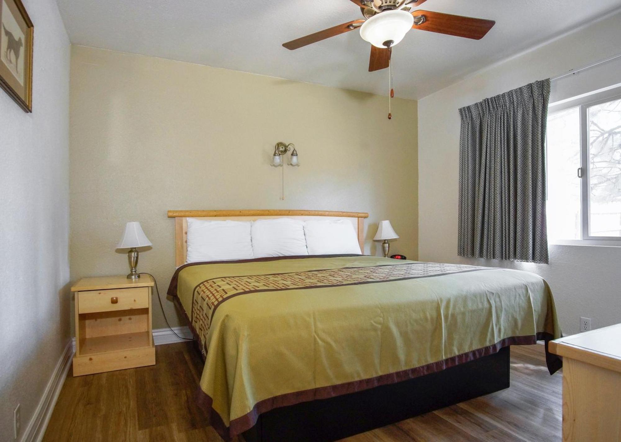 Two-Bedroom Suite