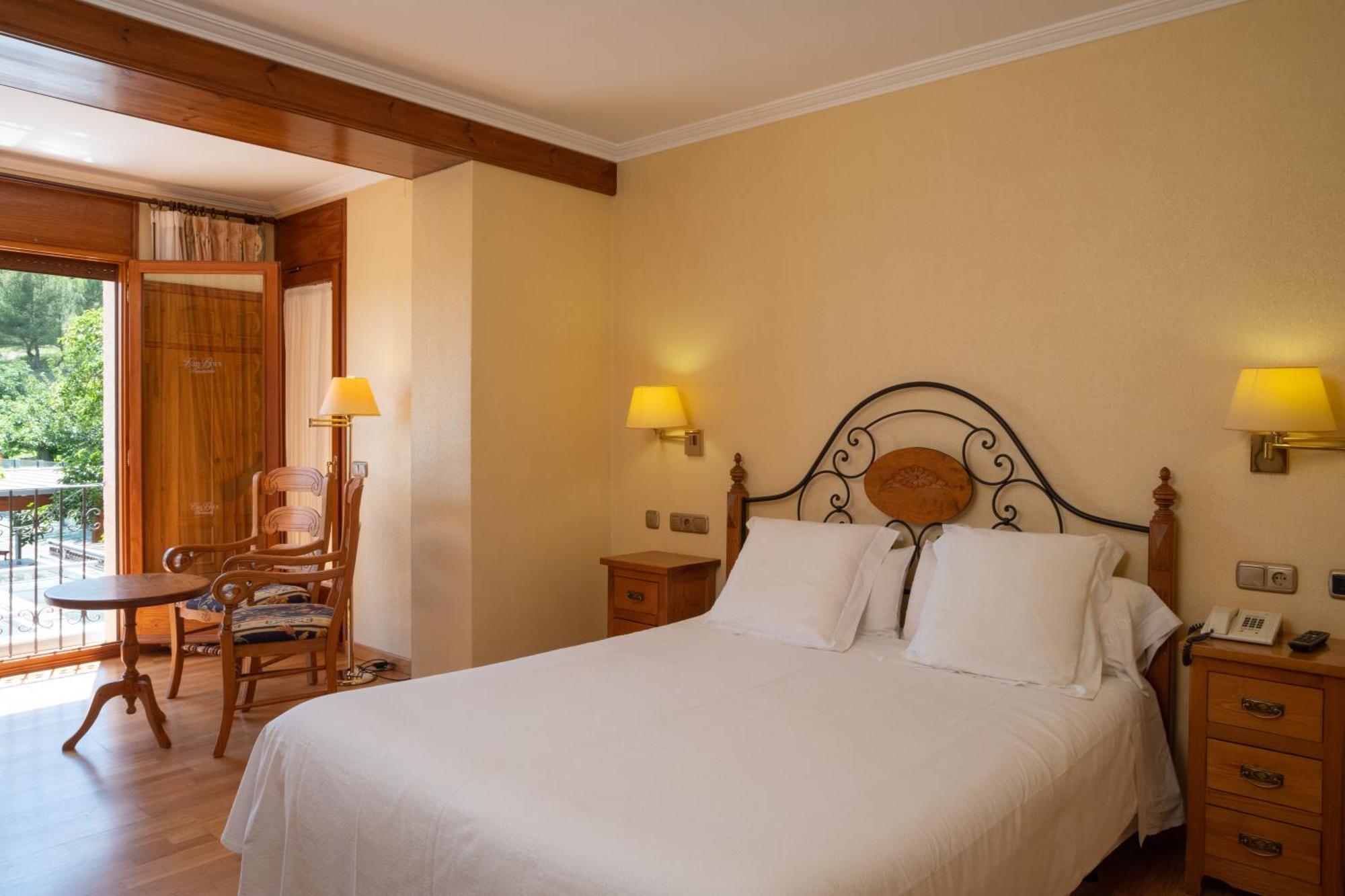Superior Deluxe Double or Twin Room