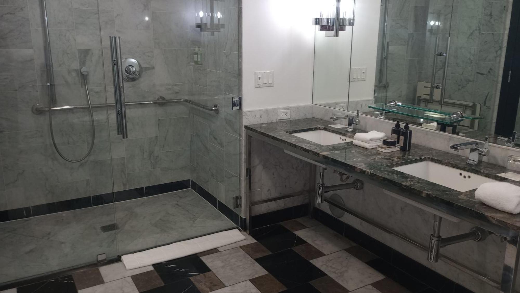 Deluxe King Room Balcony Mobility Accessible