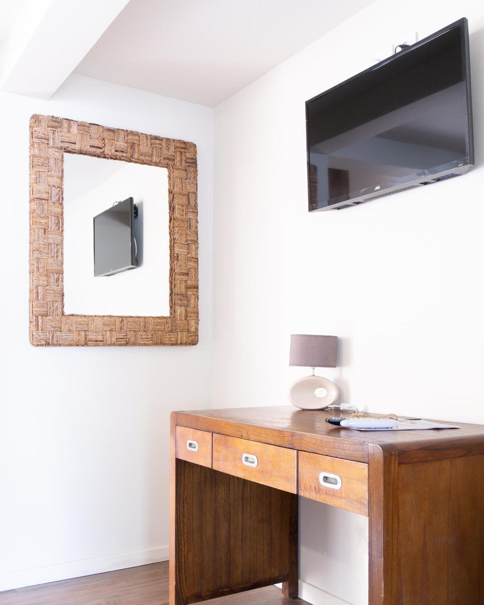Studio Groud Floor Kitchenette