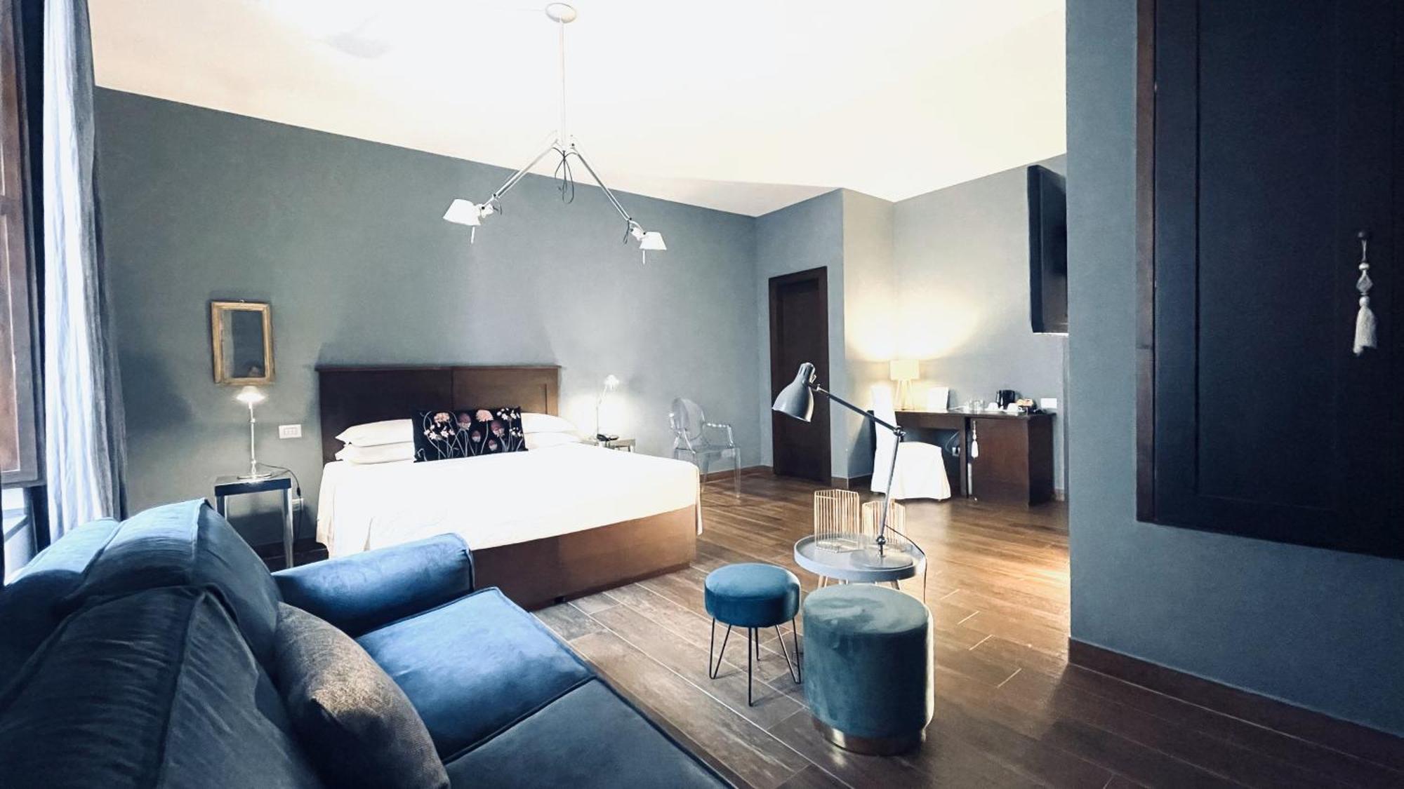 Junior Suite,1588060984:JPEG