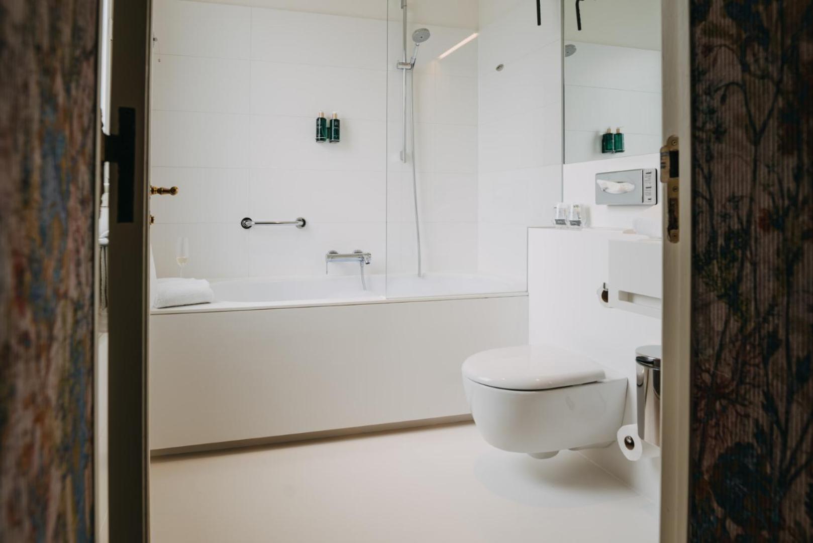 Wonderful Room Spa Bath