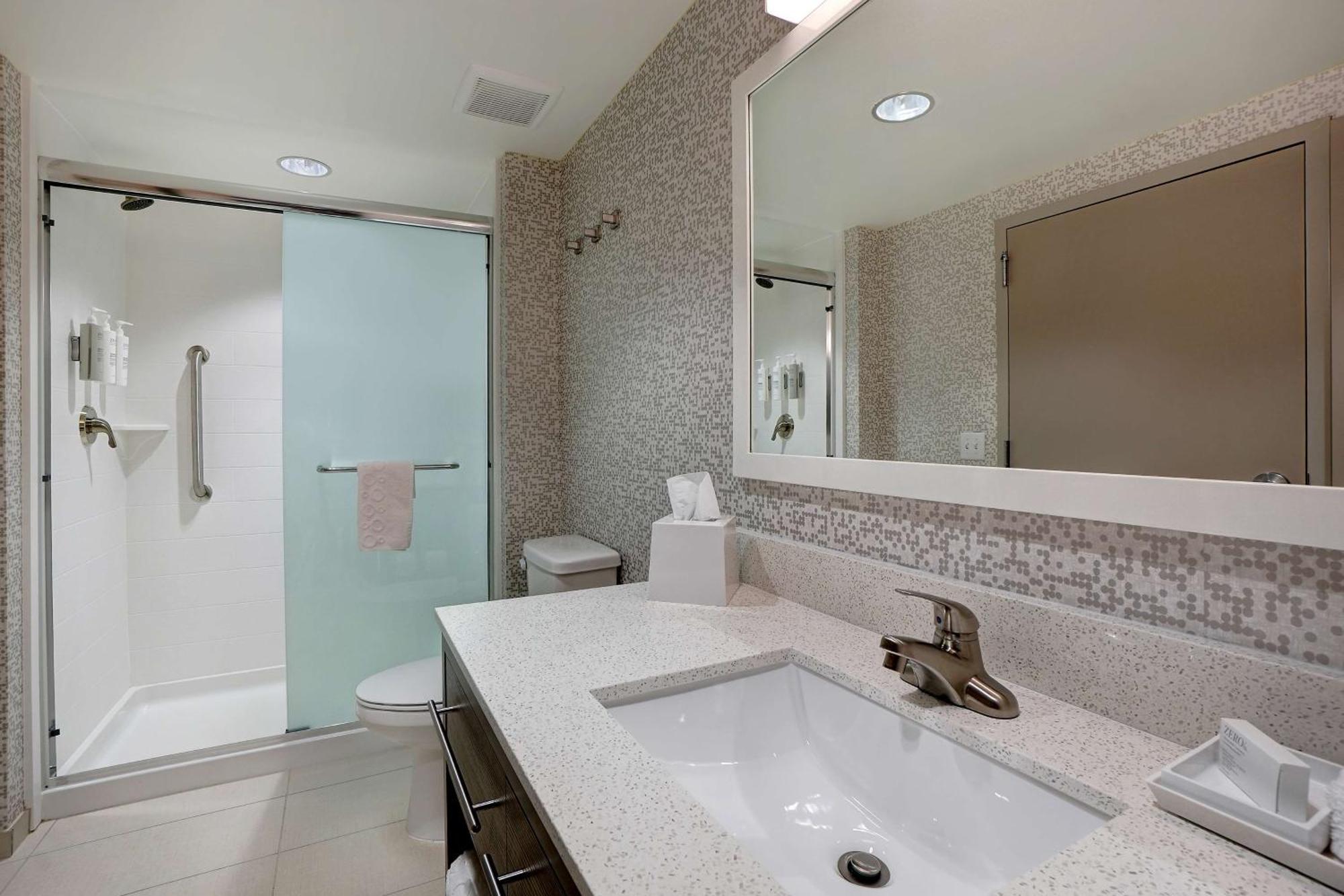 King Studio Suite