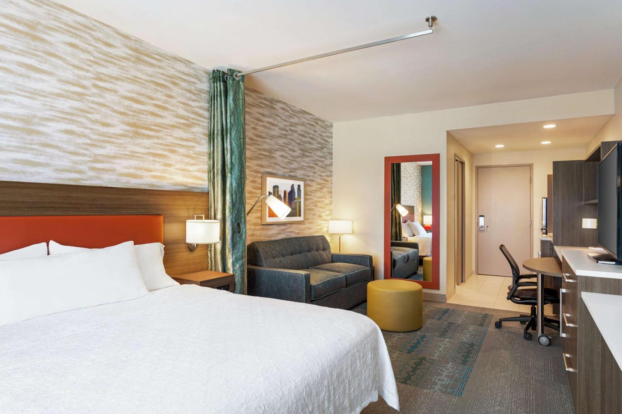 King Studio Suite