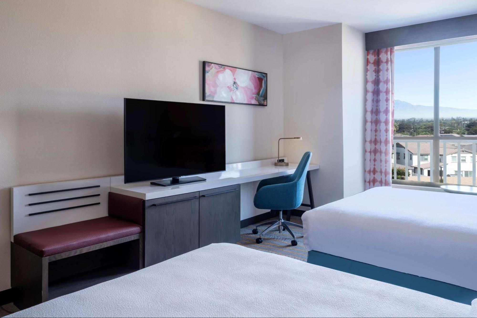 Queen Room Two Queen Beds