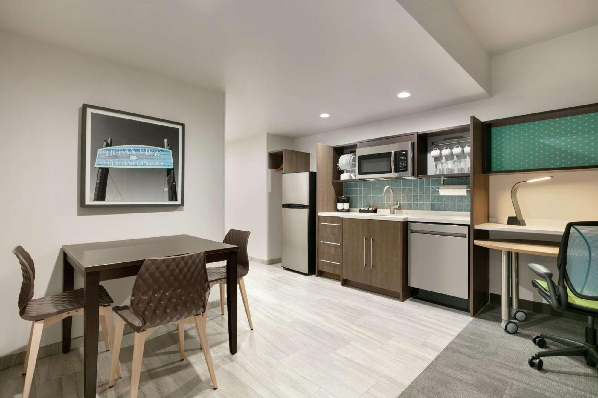 One-Bedroom King Suite Non-Smoking
