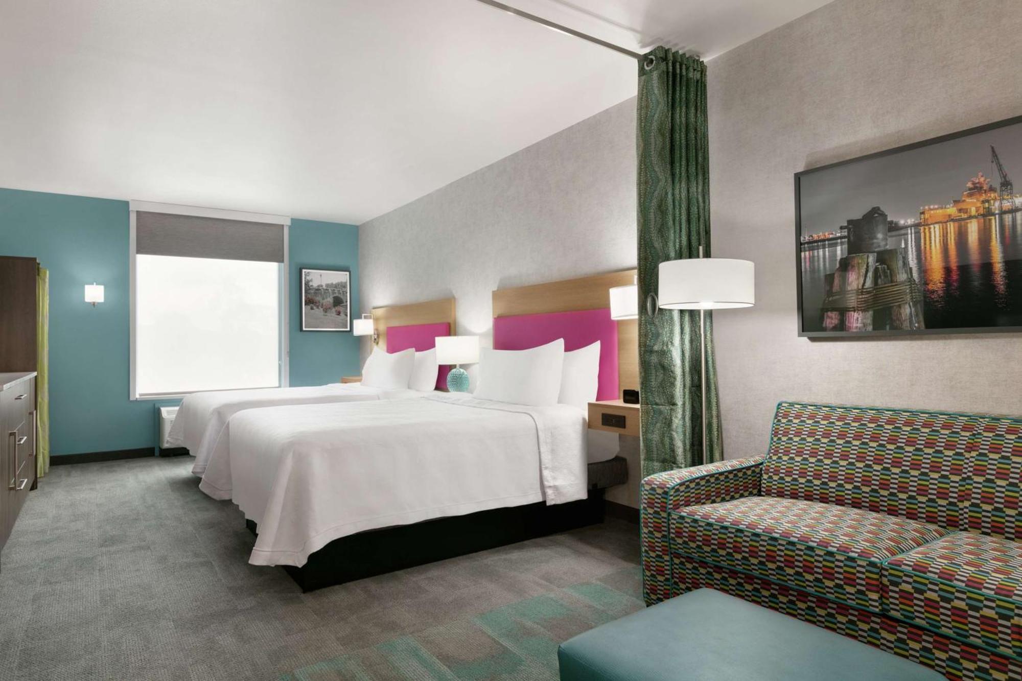 Queen Studio Two Queen Beds Non-Smoking