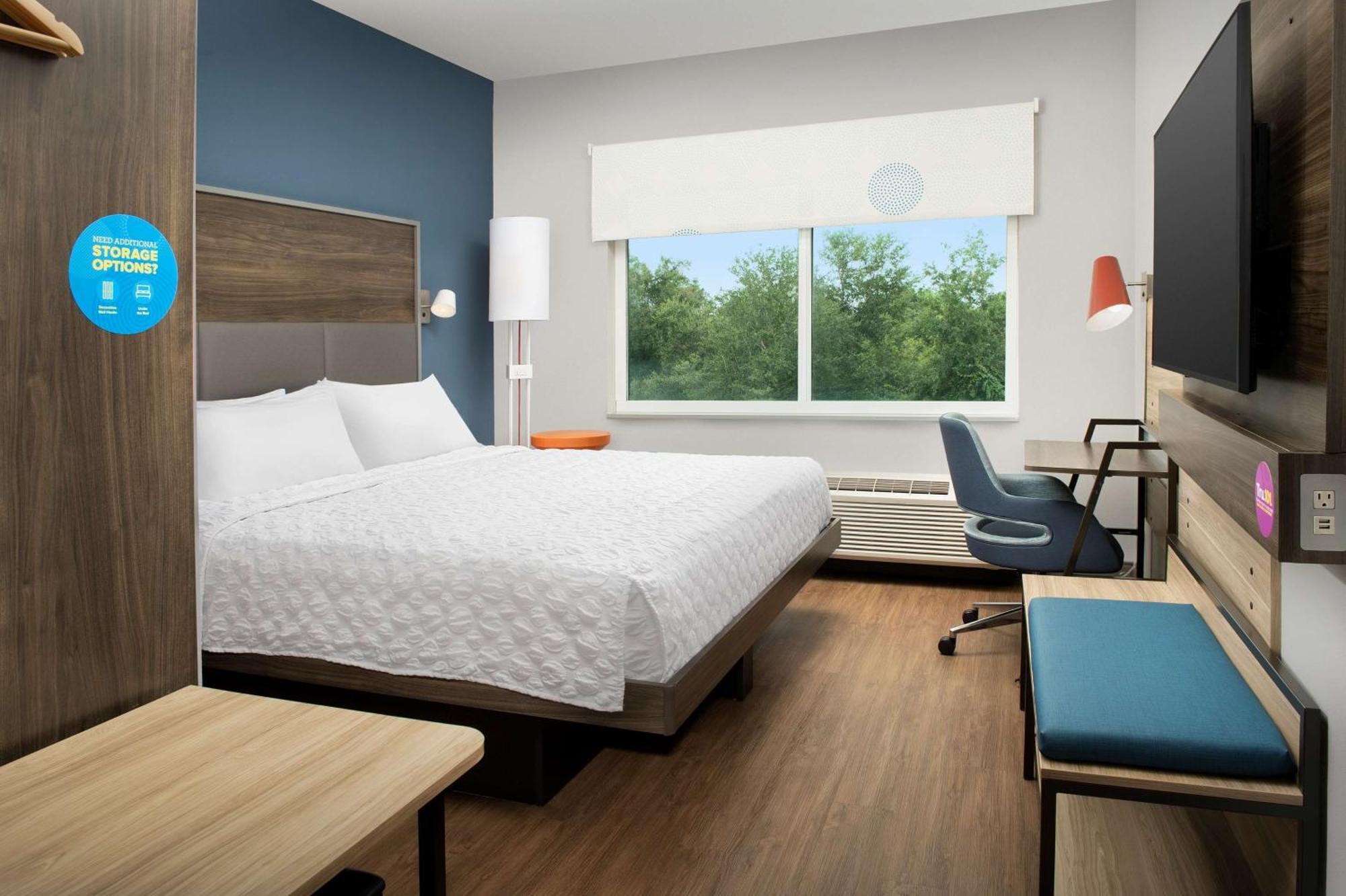King Room