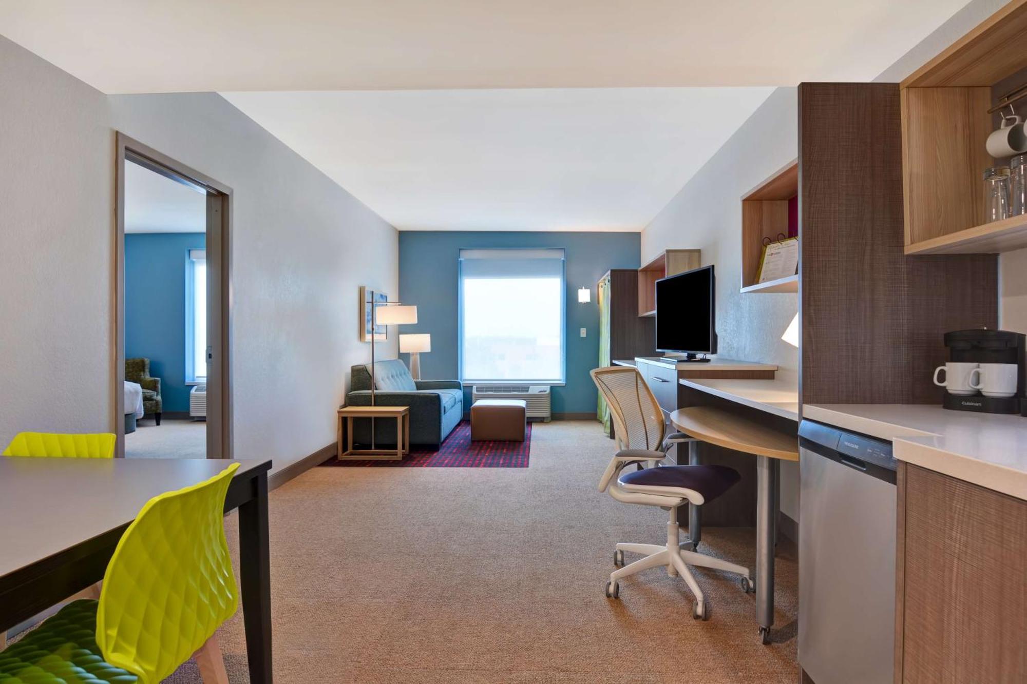 One-Bedroom King Suite Non-Smoking