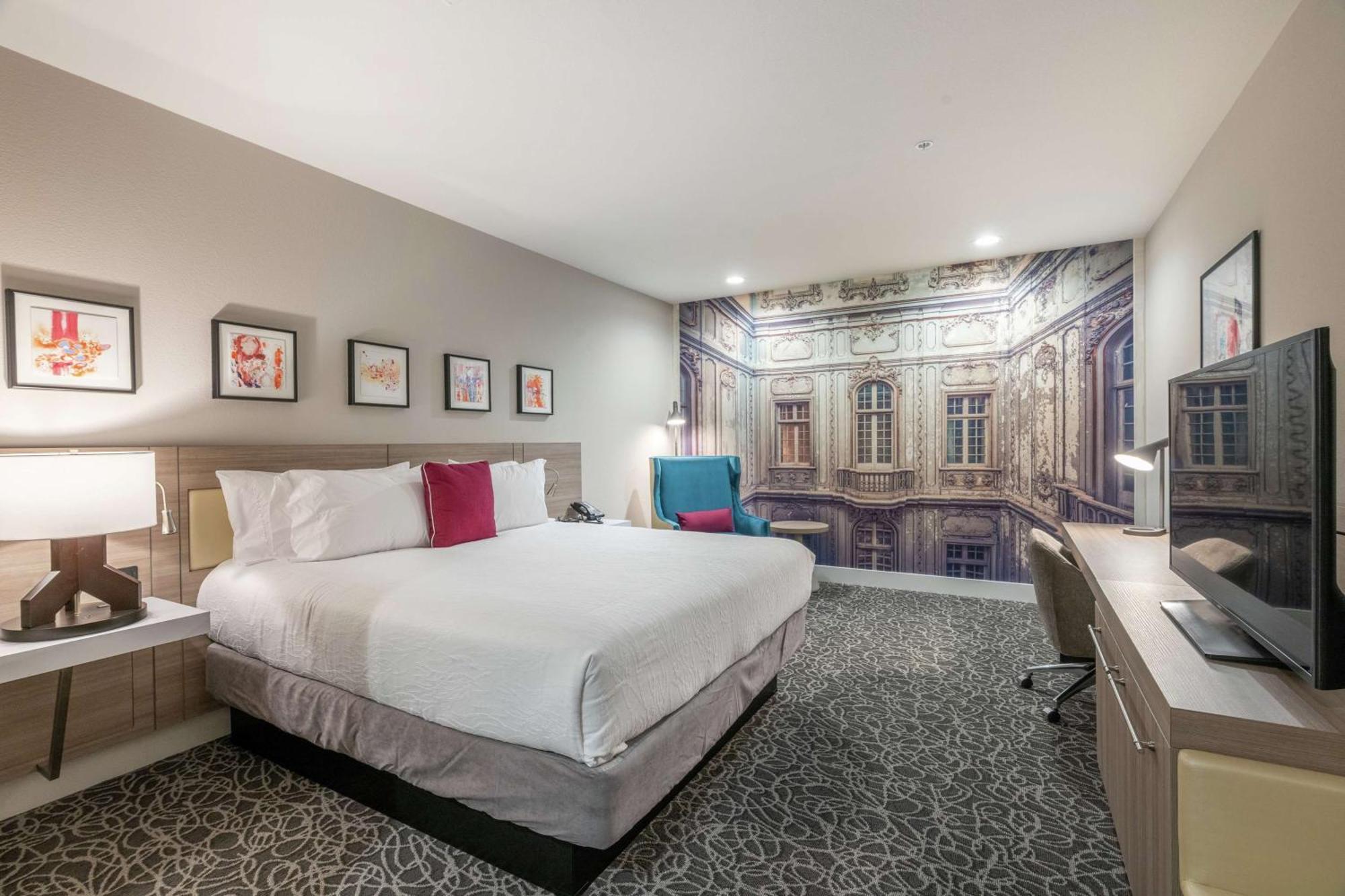 King Room without Window Hearing Access