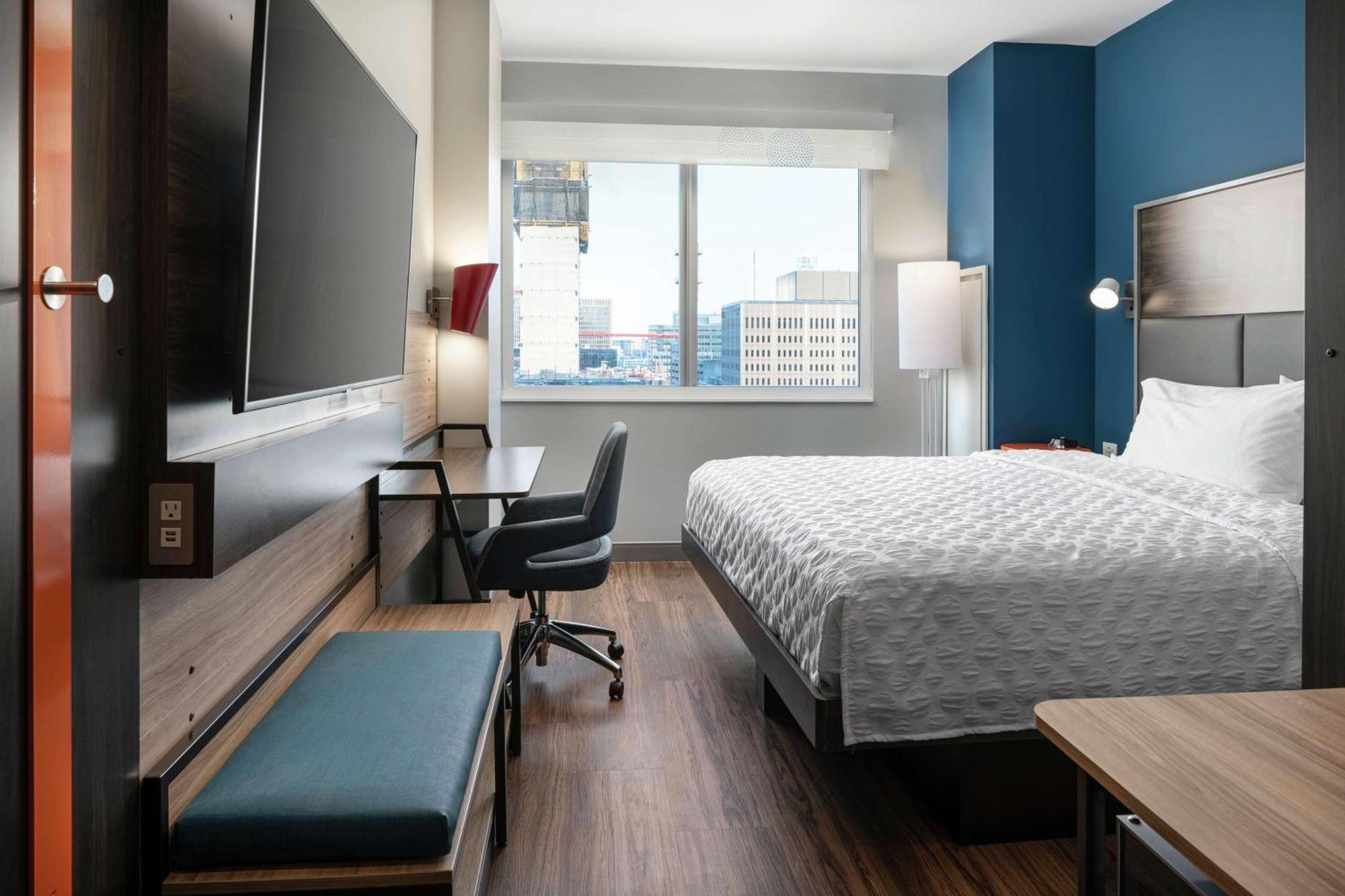 King Room