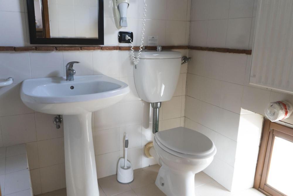 Two-Bedroom Apartment,1557233104:JPEG