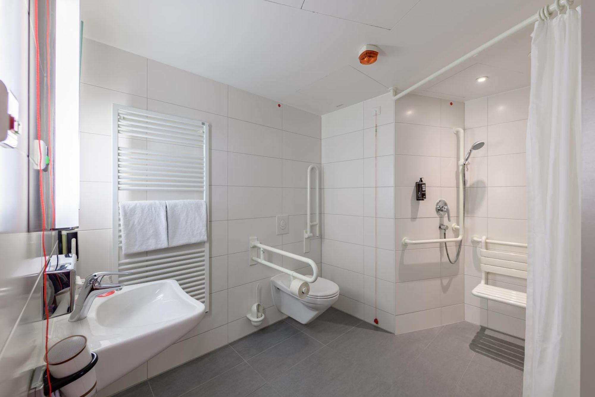 Standard Double Room Mobility Accessible