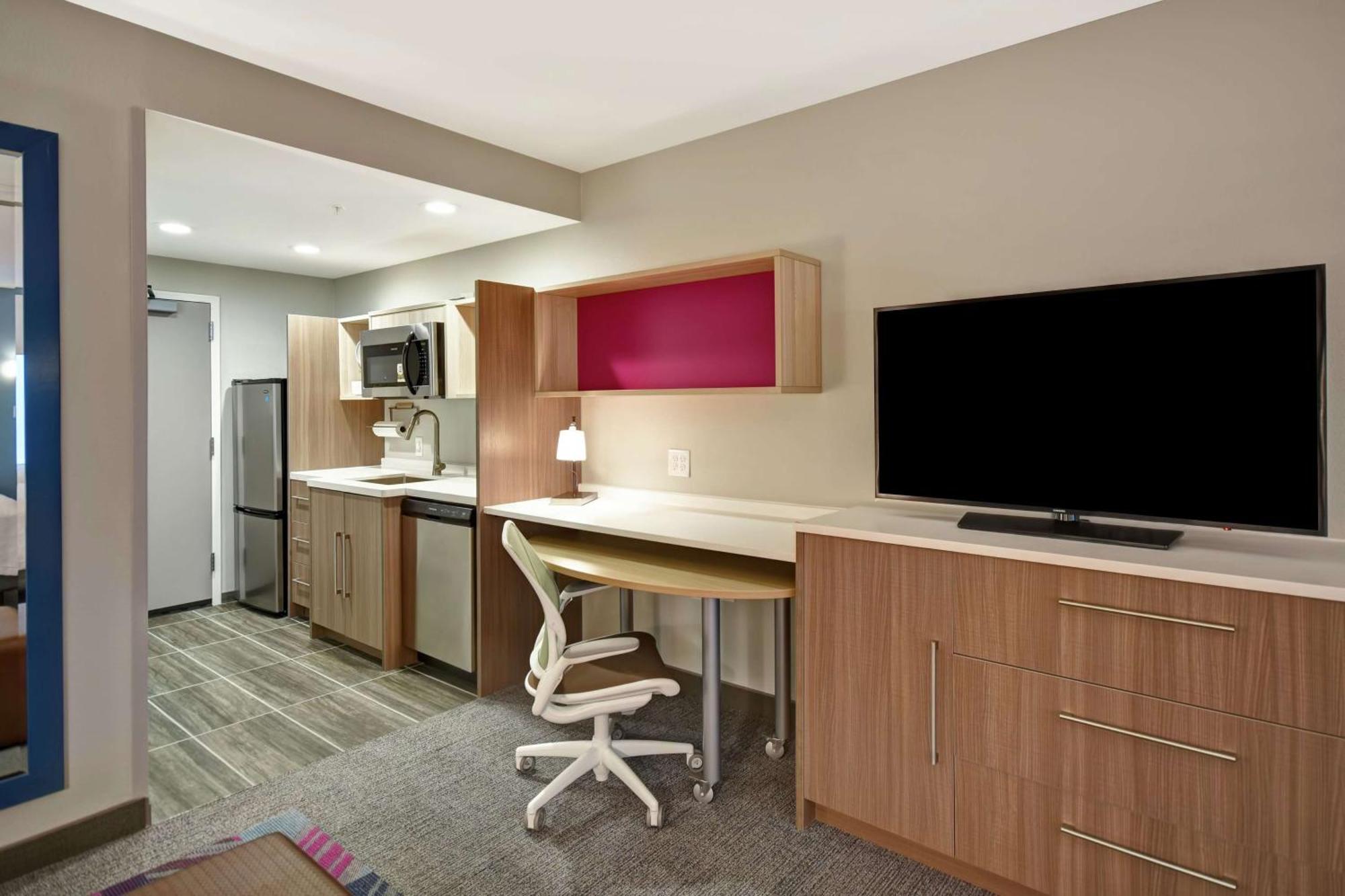 King Studio Suite Non-Smoking