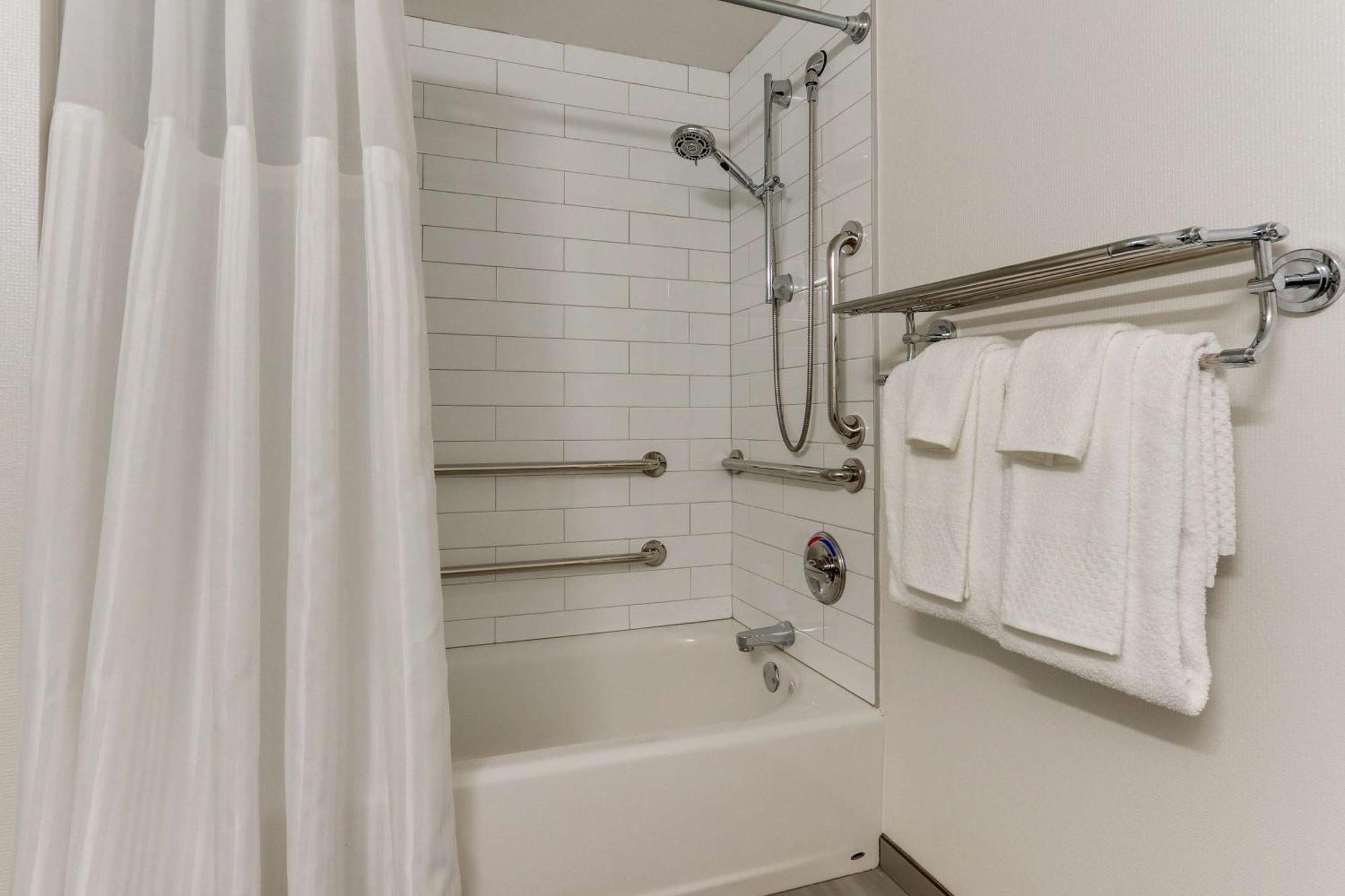 King Room Mobility Accessible