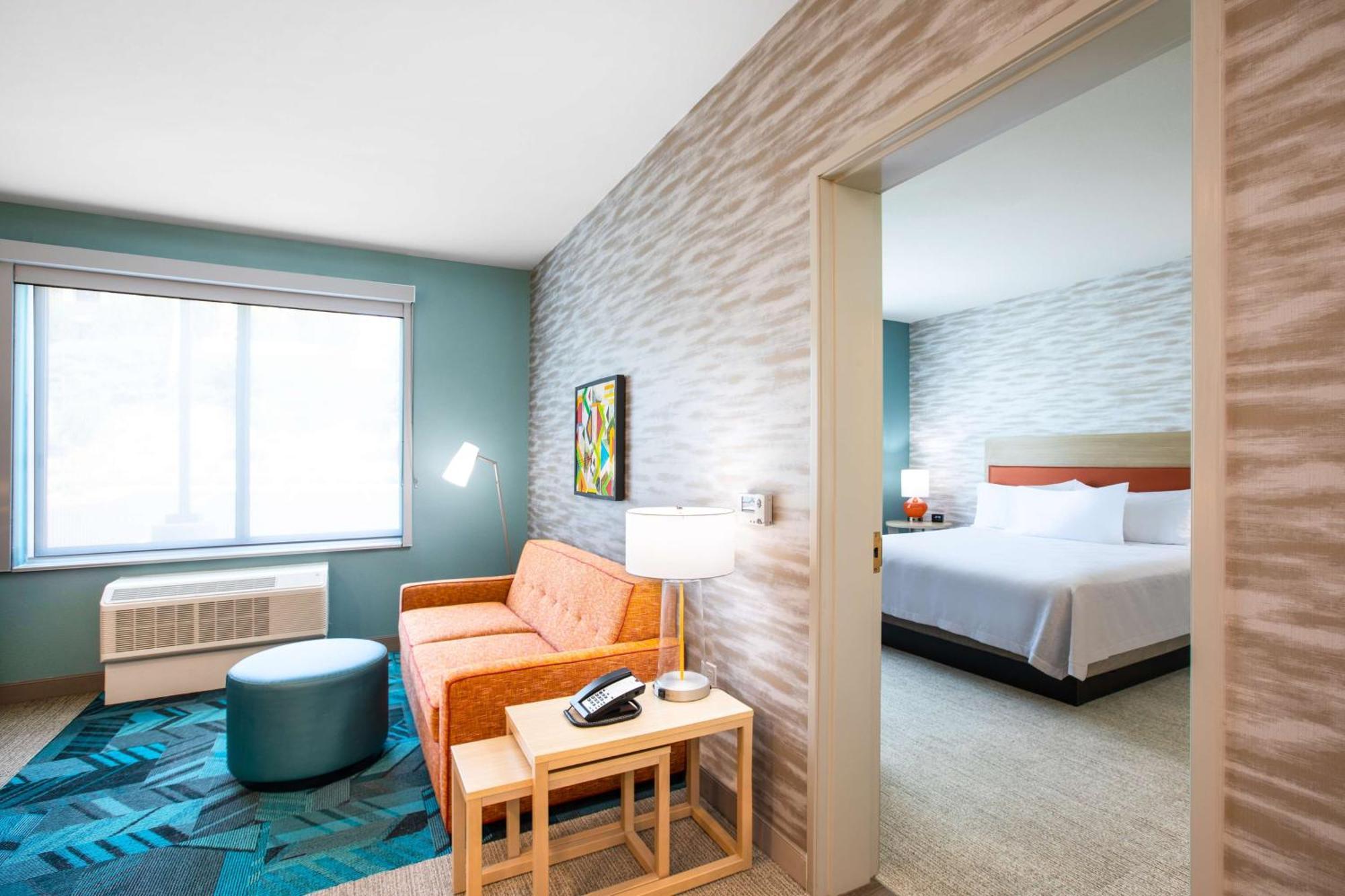 One-Bedroom King Suite Non-Smoking