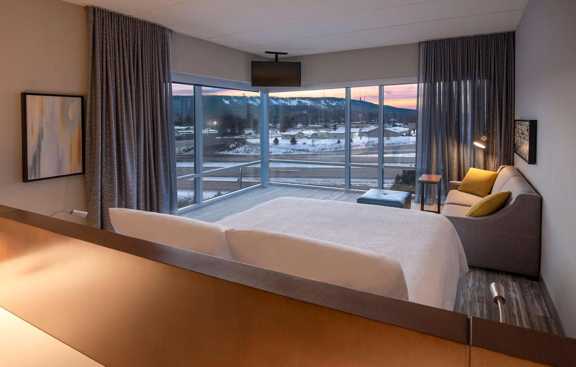 Premium King Room,1557393799:JPEG