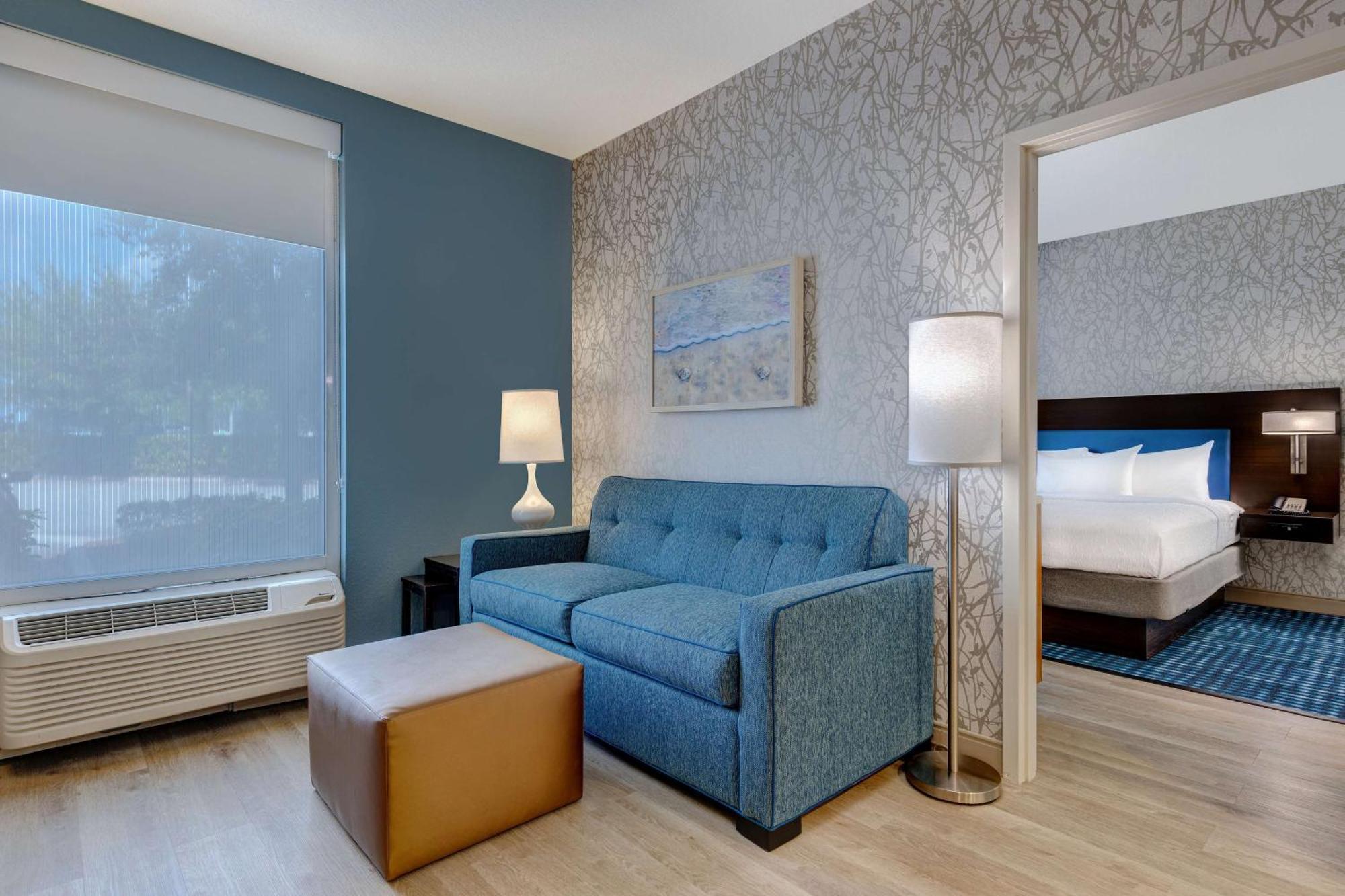 One-Bedroom King Suite Non-Smoking