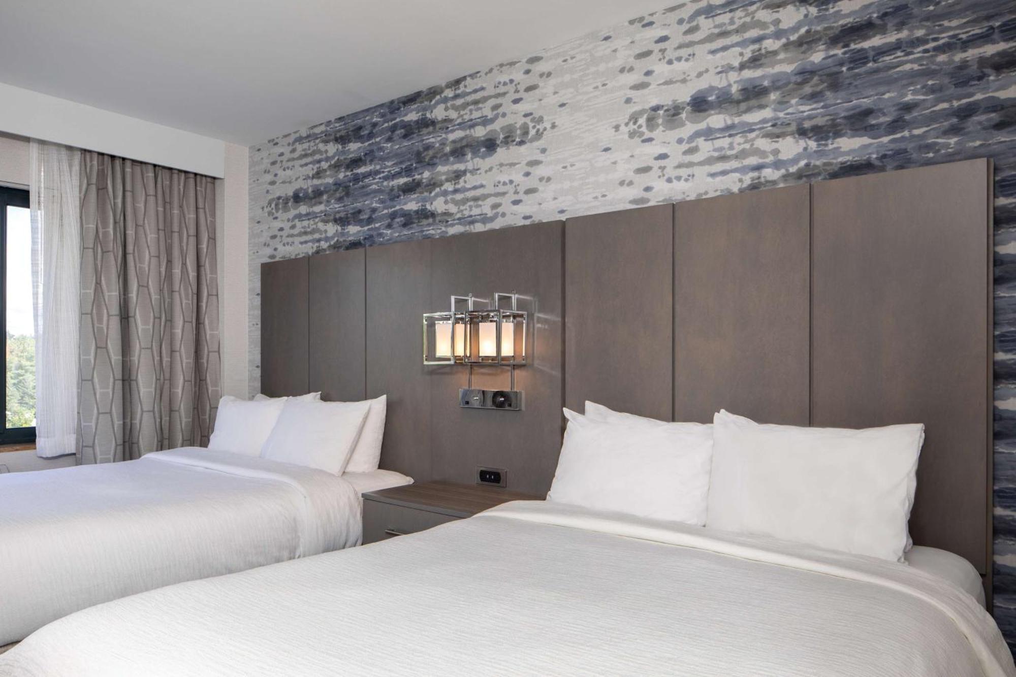 Premium Queen Suite Two Queen Beds Non-Smoking