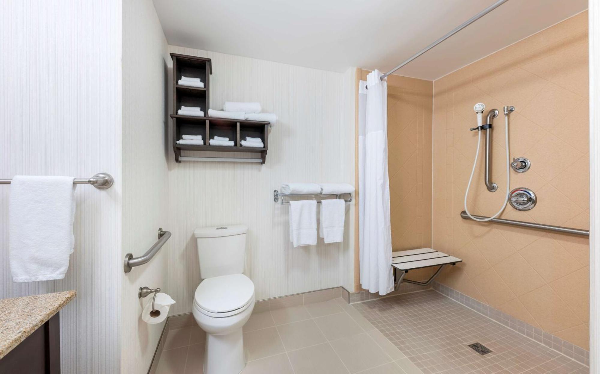 King Room - Disability Access/Non-Smoking