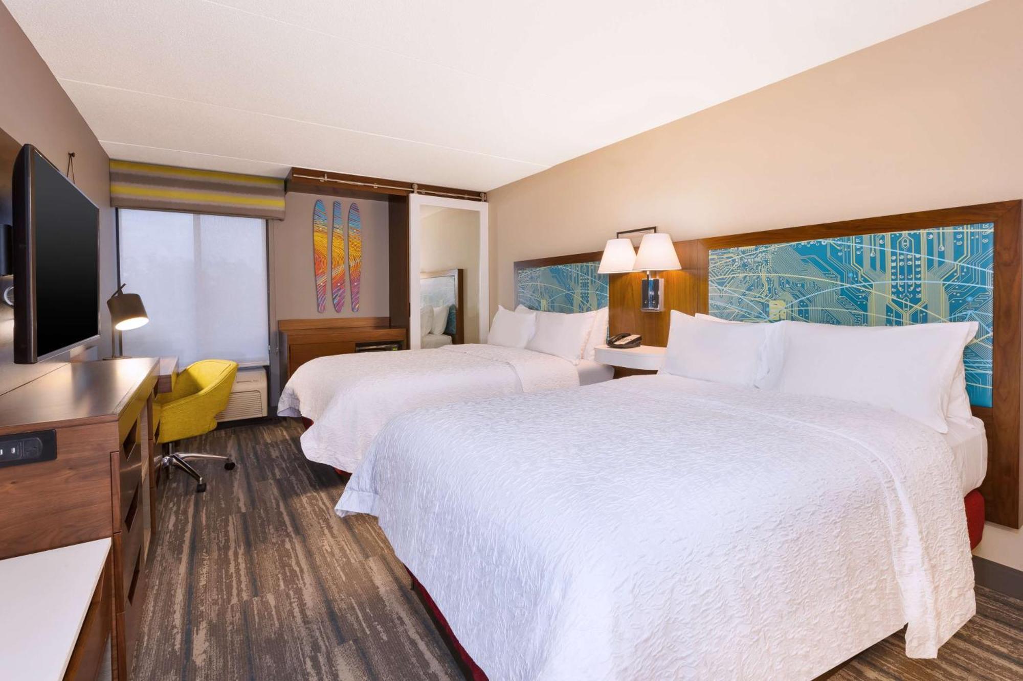 Full Room with Two Full Beds - Non-Smoking