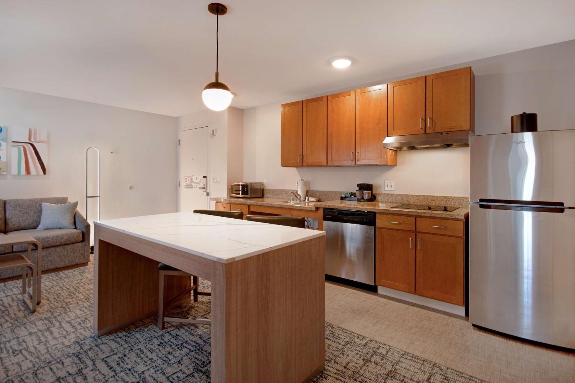 Queen Room- Disability Access/Hearing Accessible