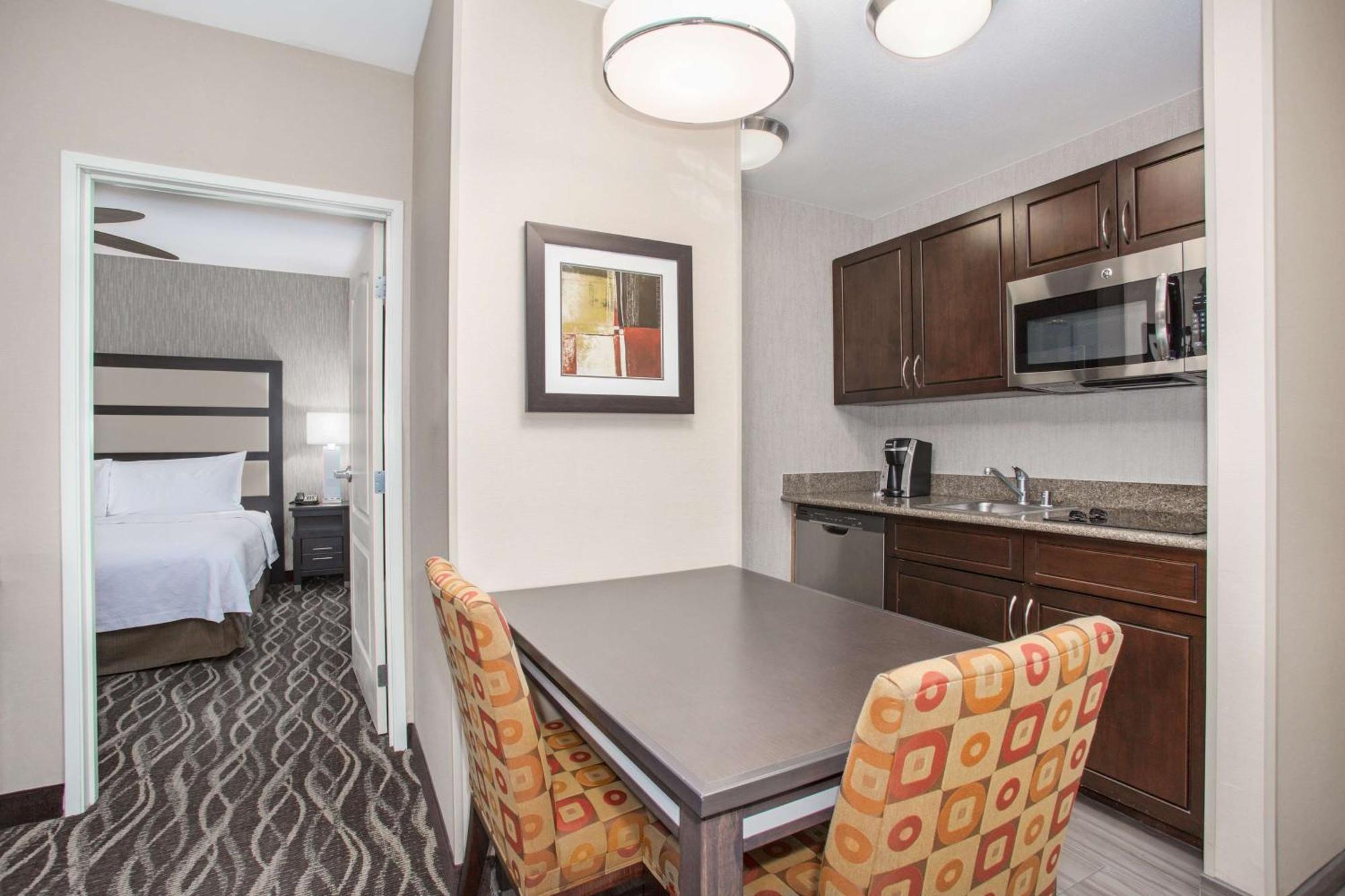 One-Bedroom King Suite Non-Smoking