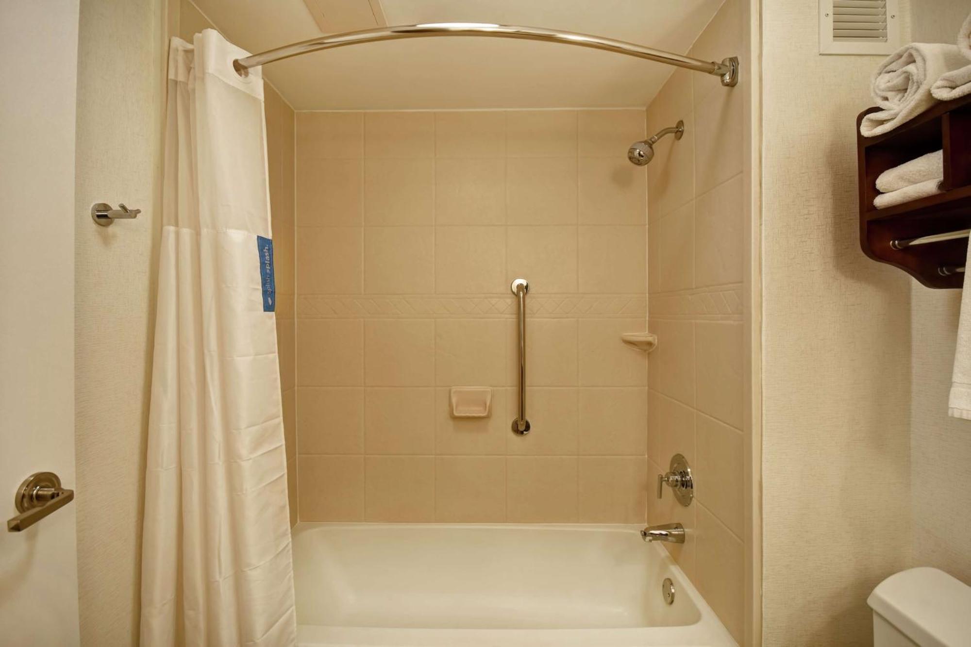 King Studio Suite with Sofa Bed - Non-Smoking
