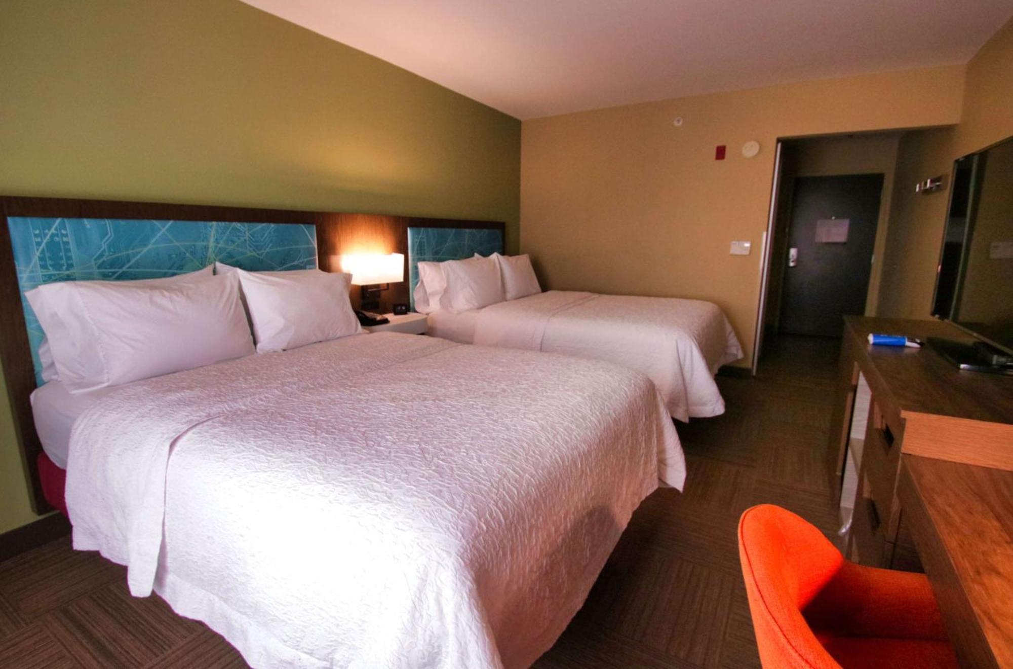 Room with Two Queen Beds - Non-Smoking