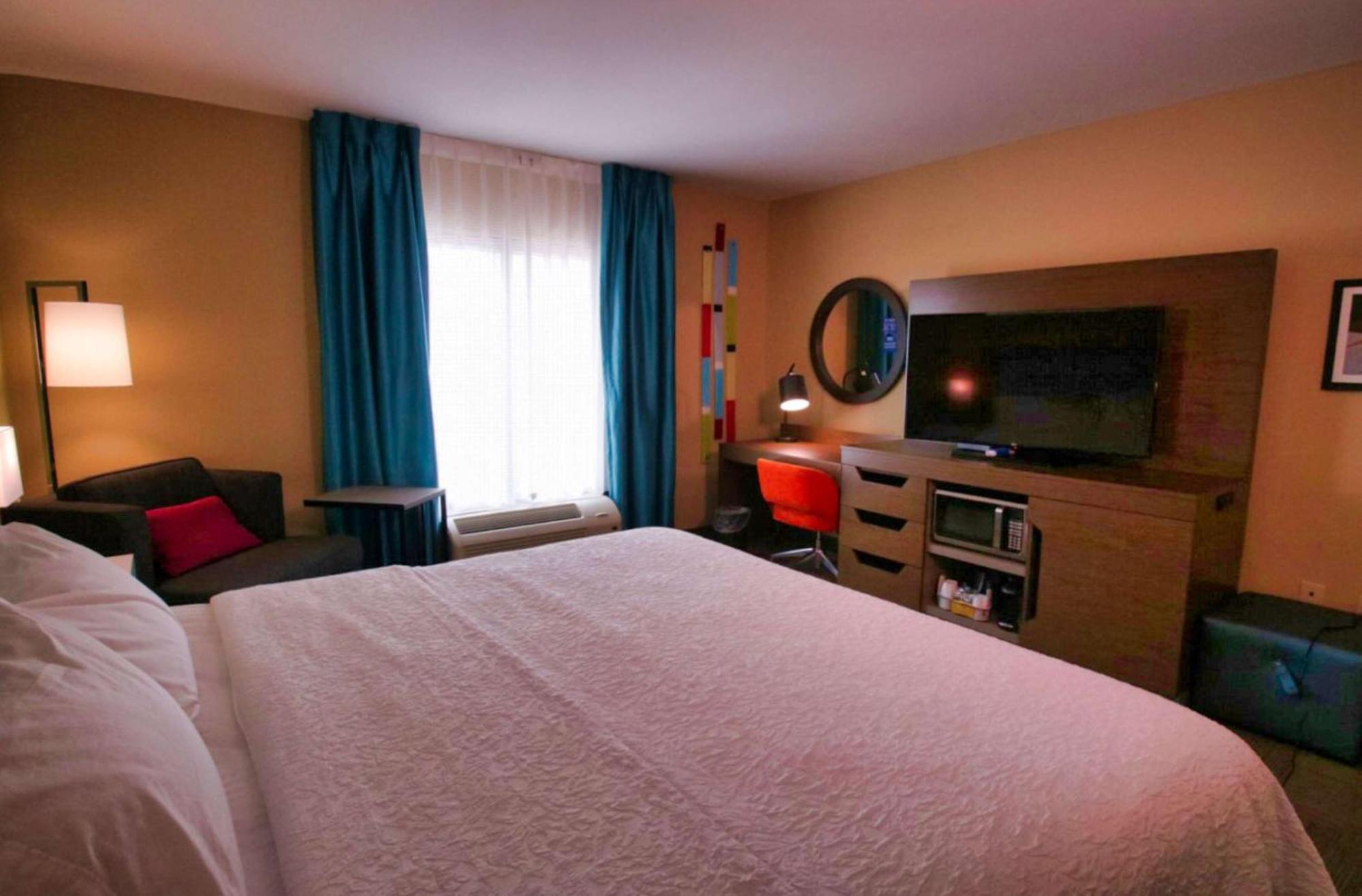 King Room King Bed Non-Smoking