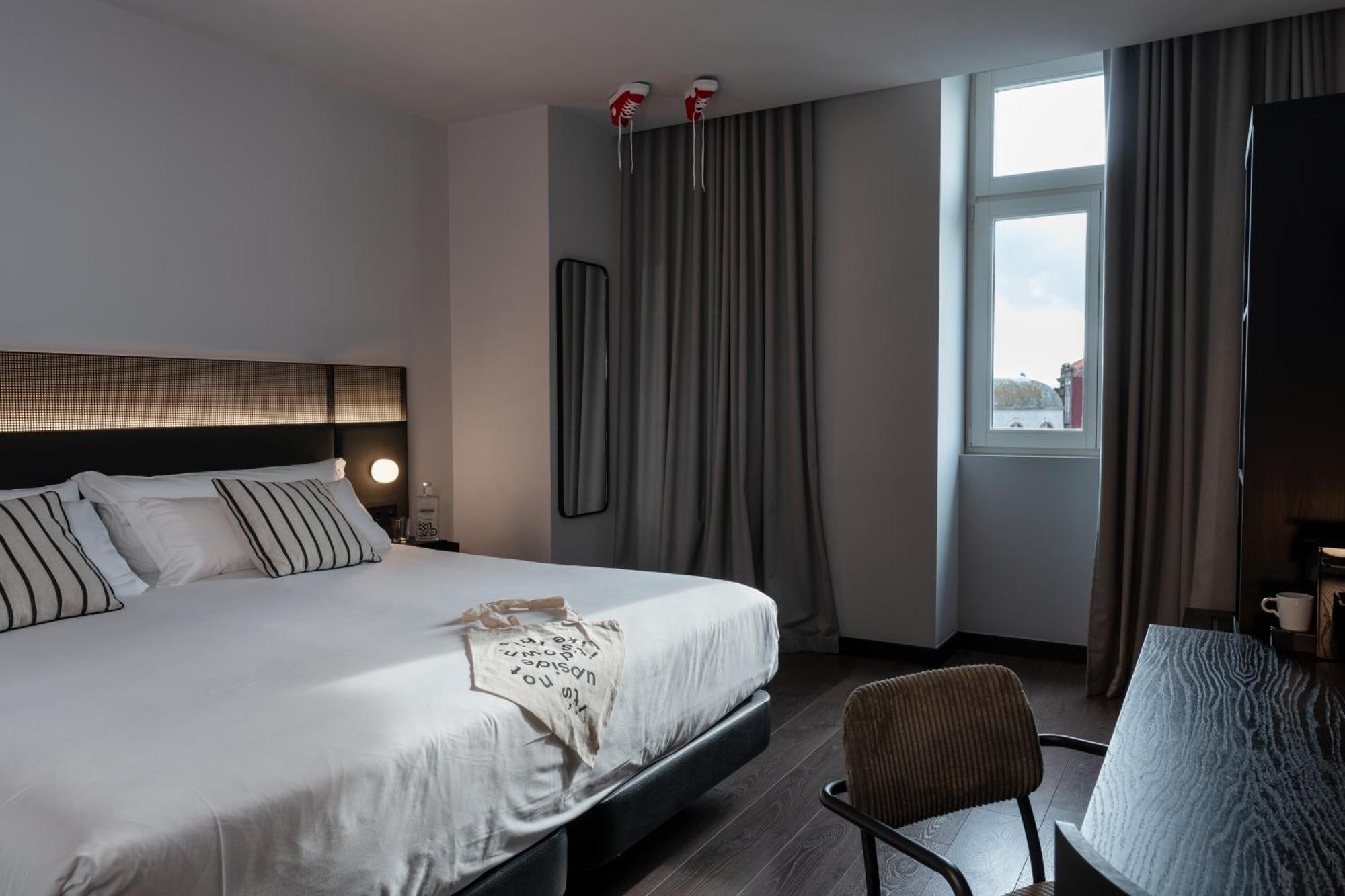 Deluxe Room City View