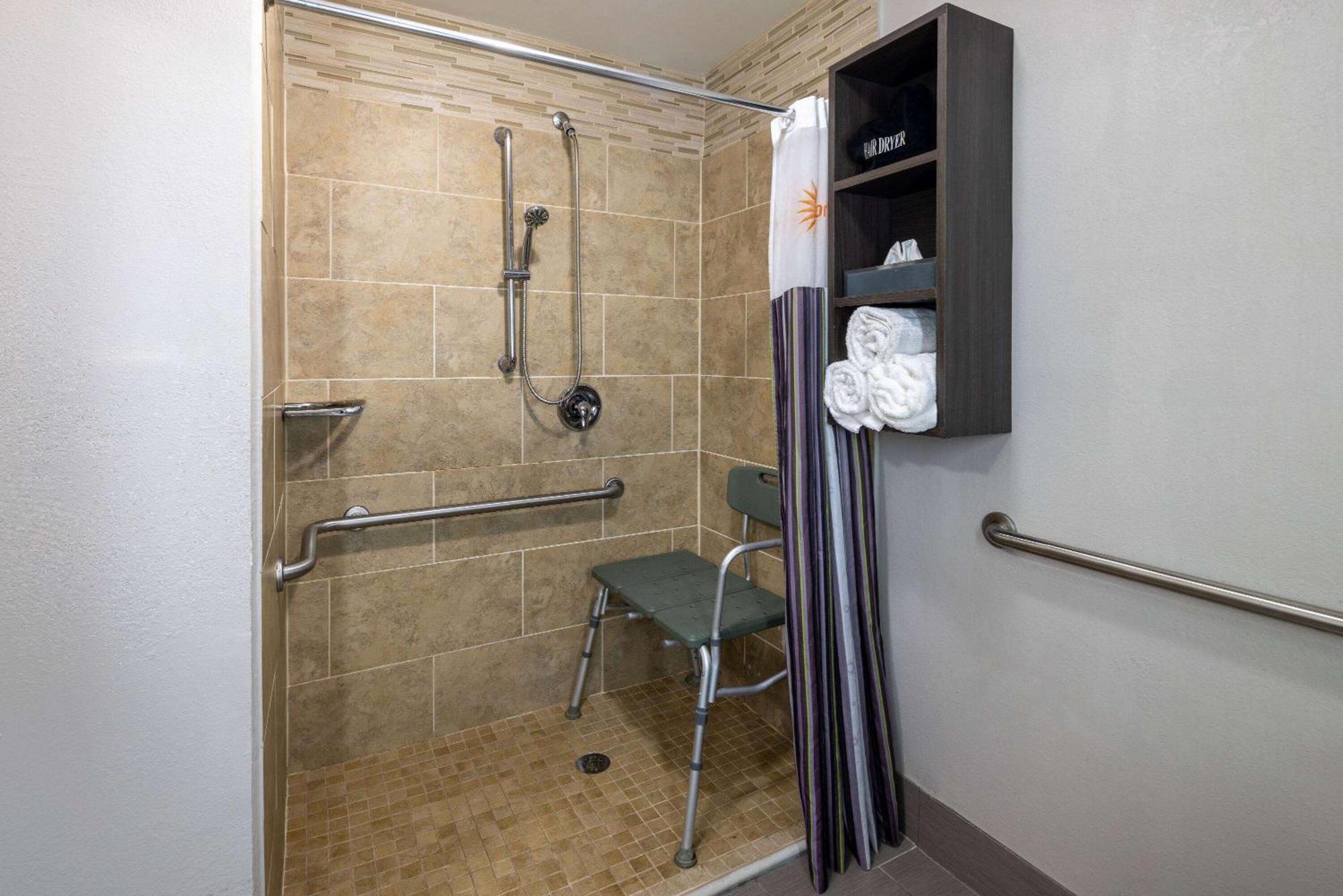 Queen Room Two Queen Beds Mobility Access or Non-Smoking