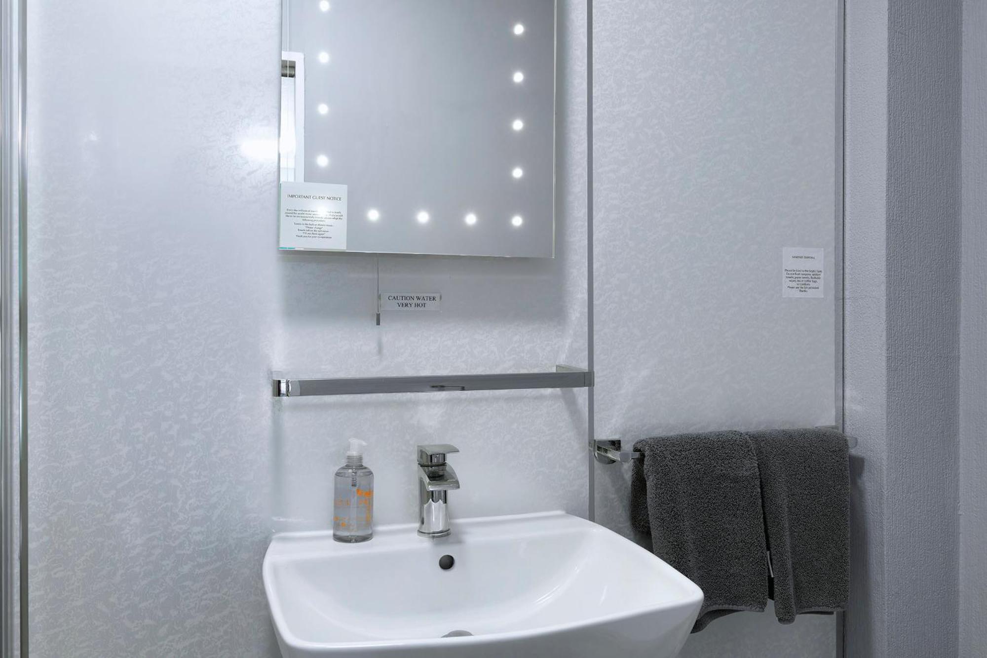 Triple Room Private Bathroom