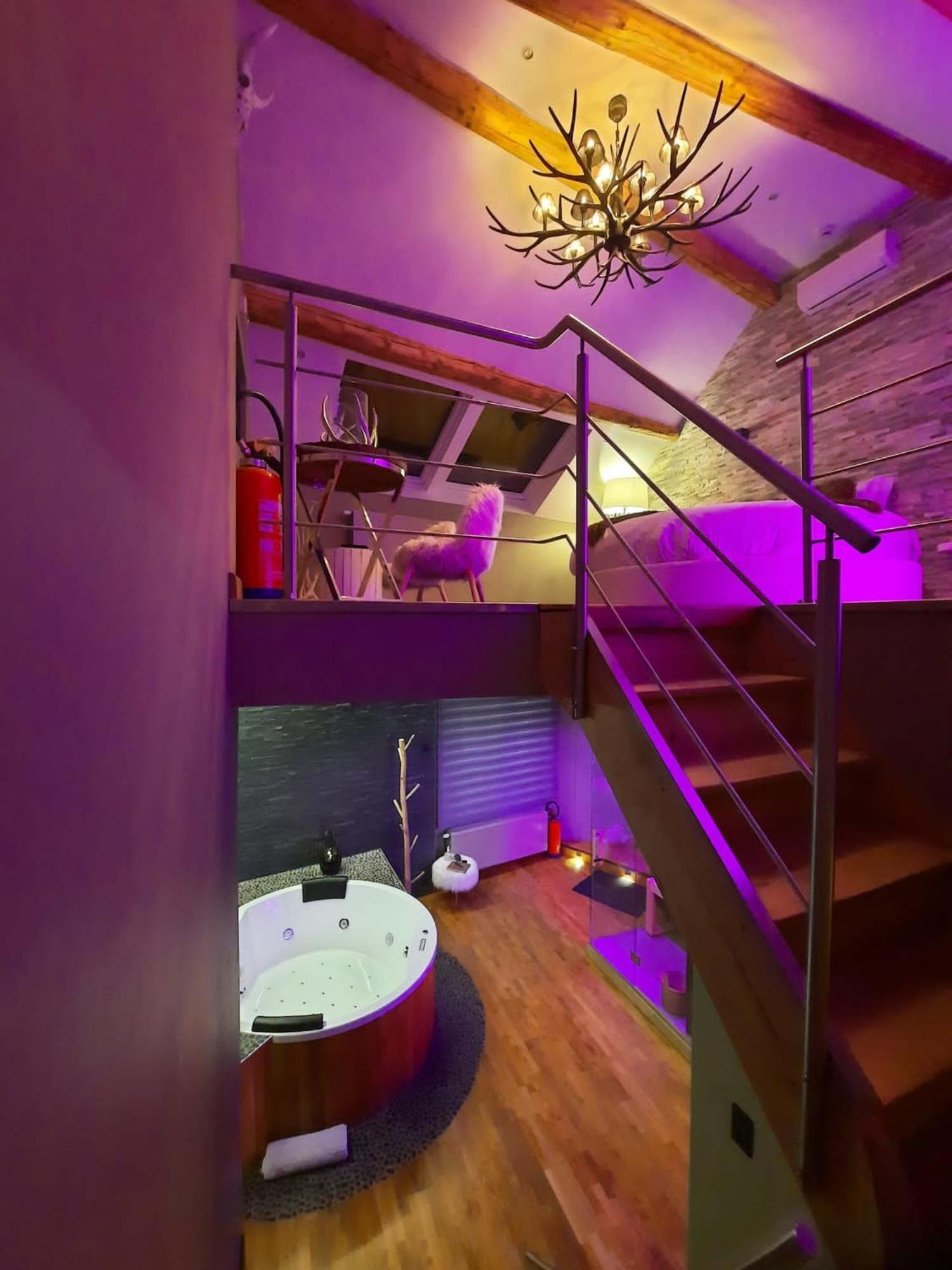 Queen Suite Spa Bath
