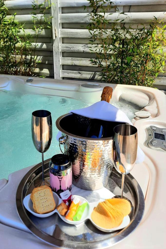 Suite Hot Tub