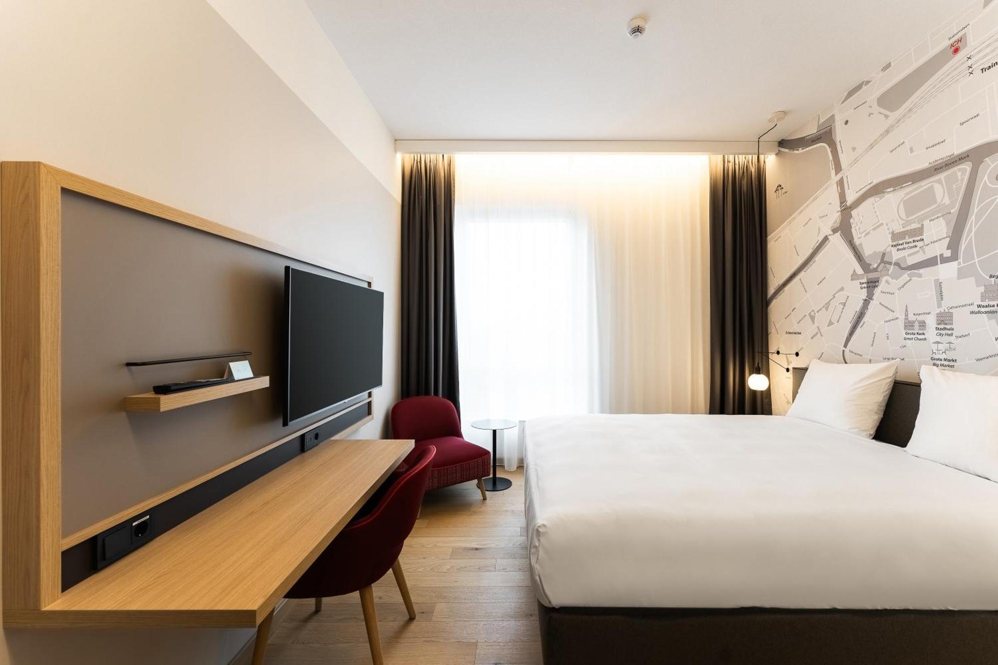 Double Room,1563965917:JPEG