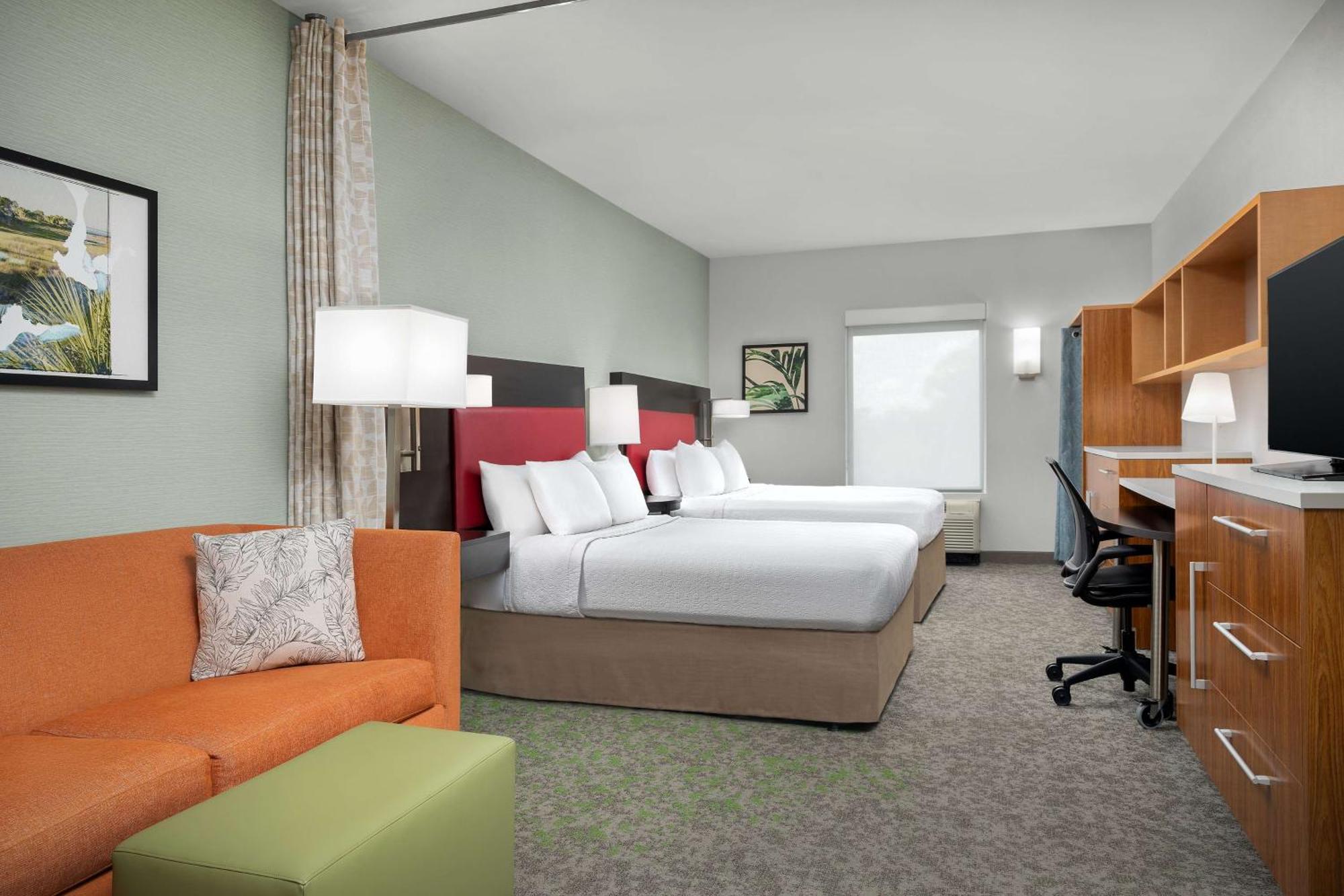 Queen Studio Two Queen Beds Non-Smoking